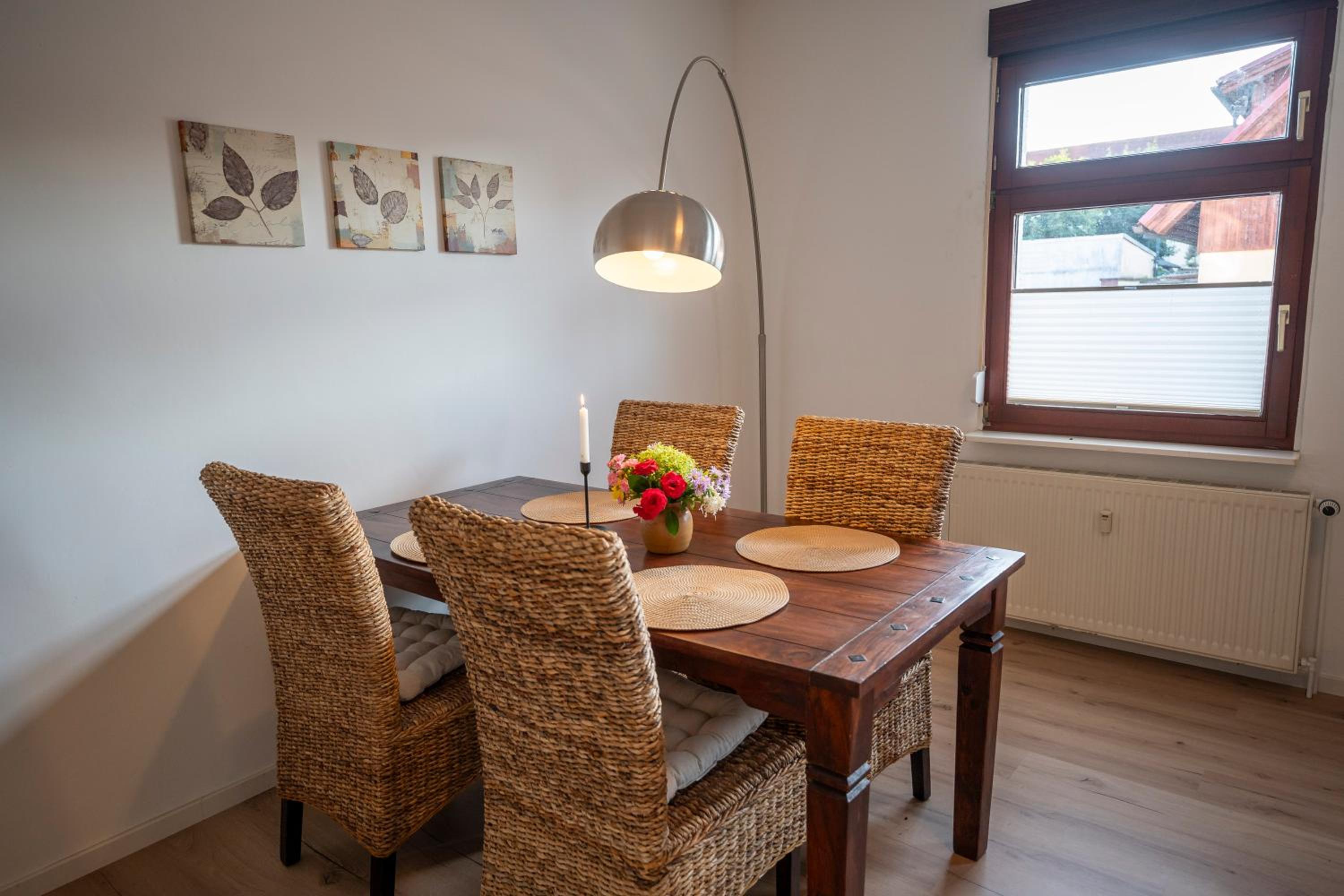 Haus unterm Mammutbaum - Elberadweg