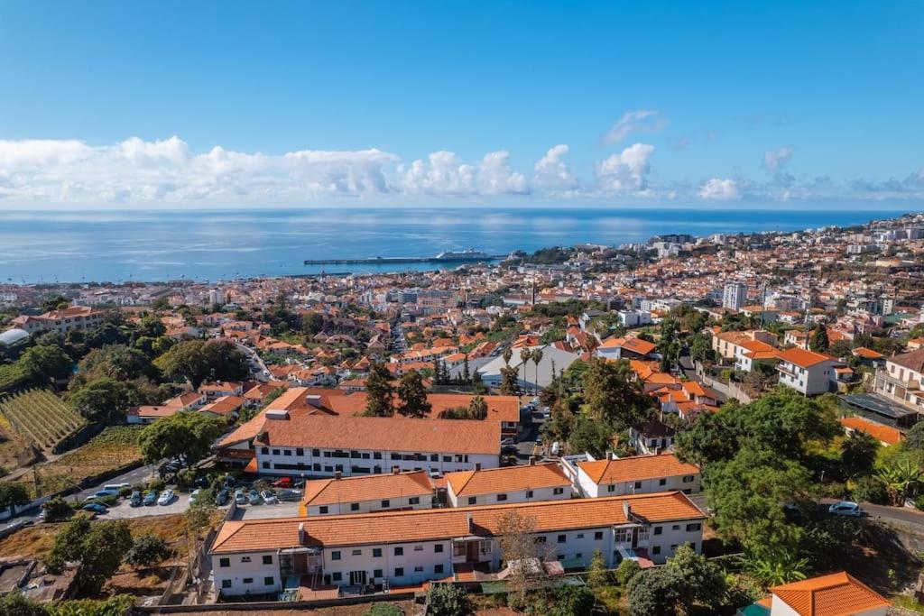 Villa Oasis Sea View - 3 Bedrooms