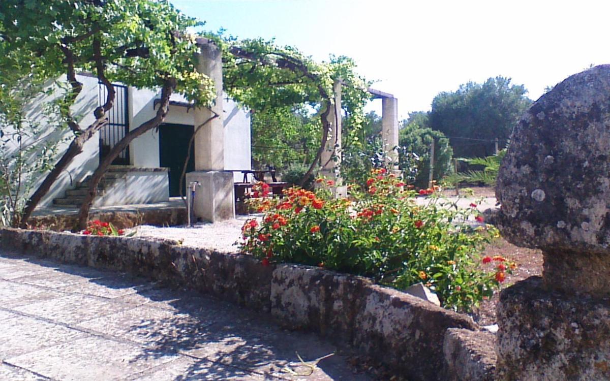 LA PILA masseria salentina con piscina 6 PL
