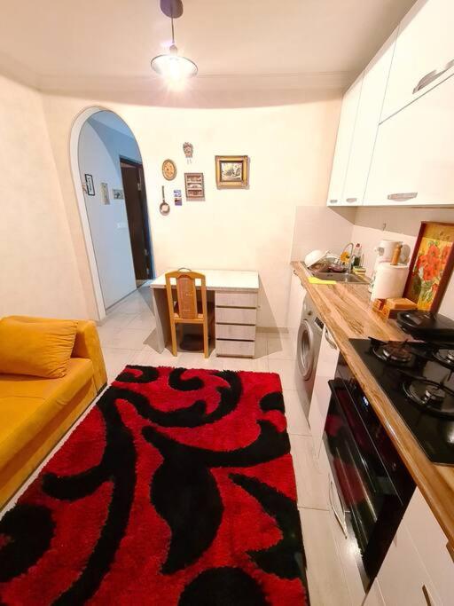 Lovely 1-Bedroom Apartment in Tbilisi view 3