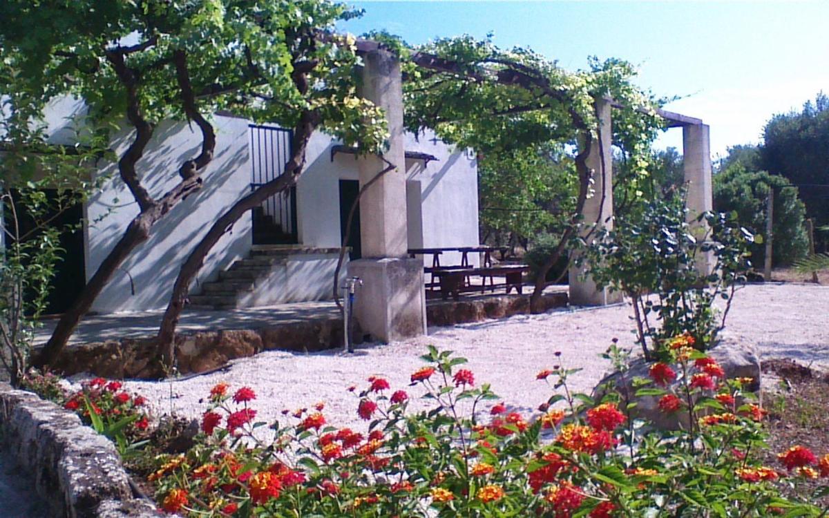 LA PILA masseria salentina con piscina 6 PL