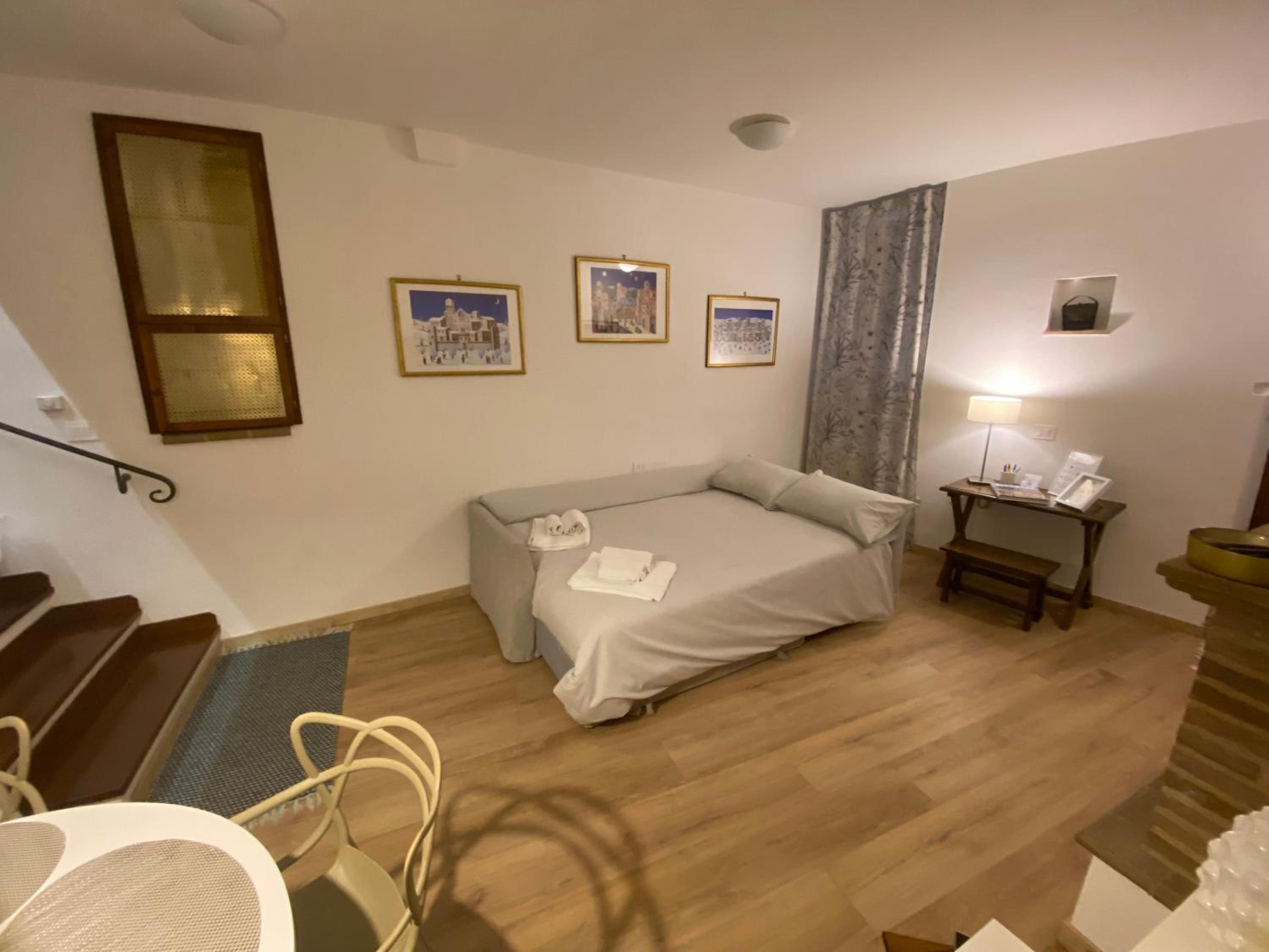 La Dimora di Bianca Holiday House view 3
