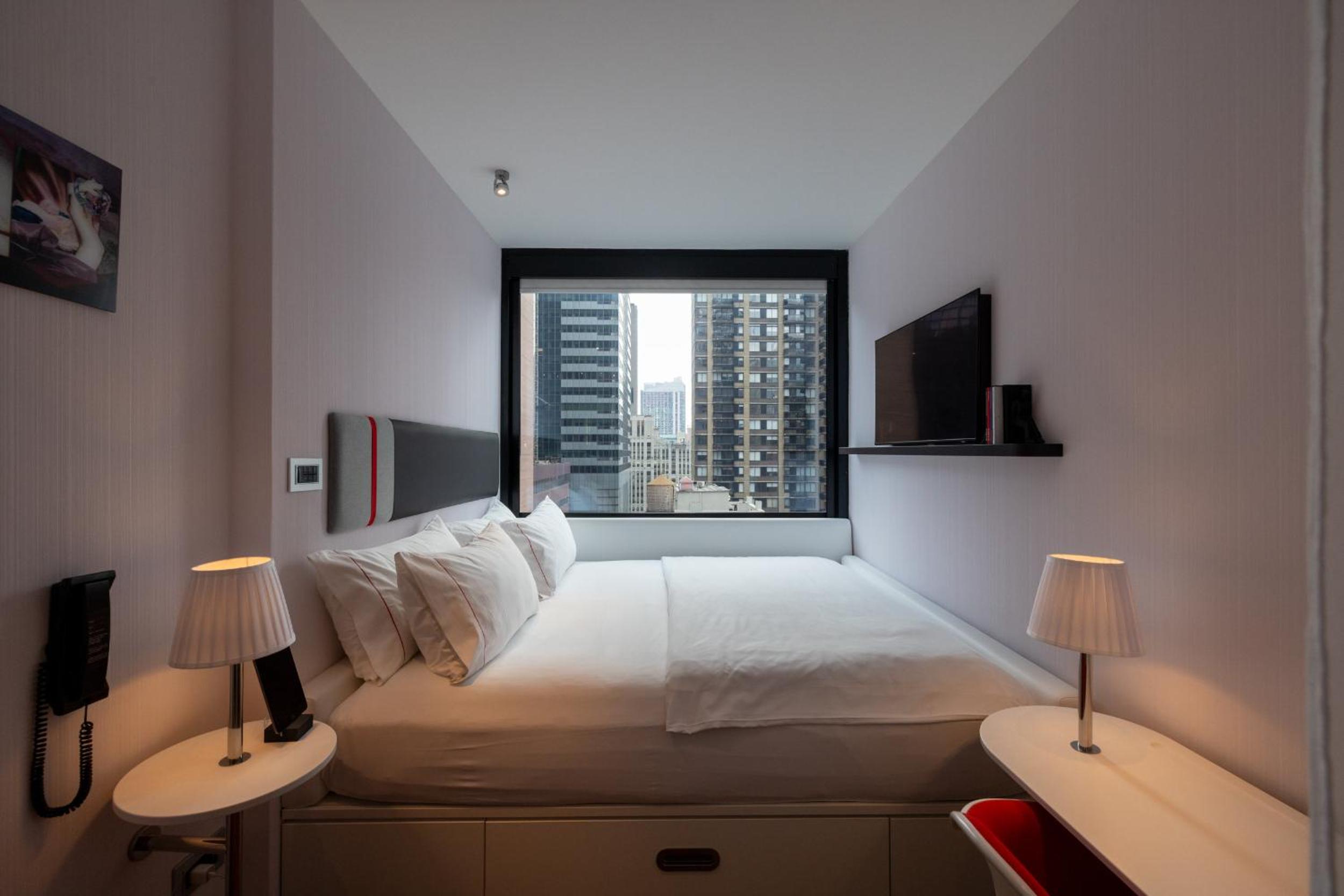 citizenM New York Times Square Hotel 20