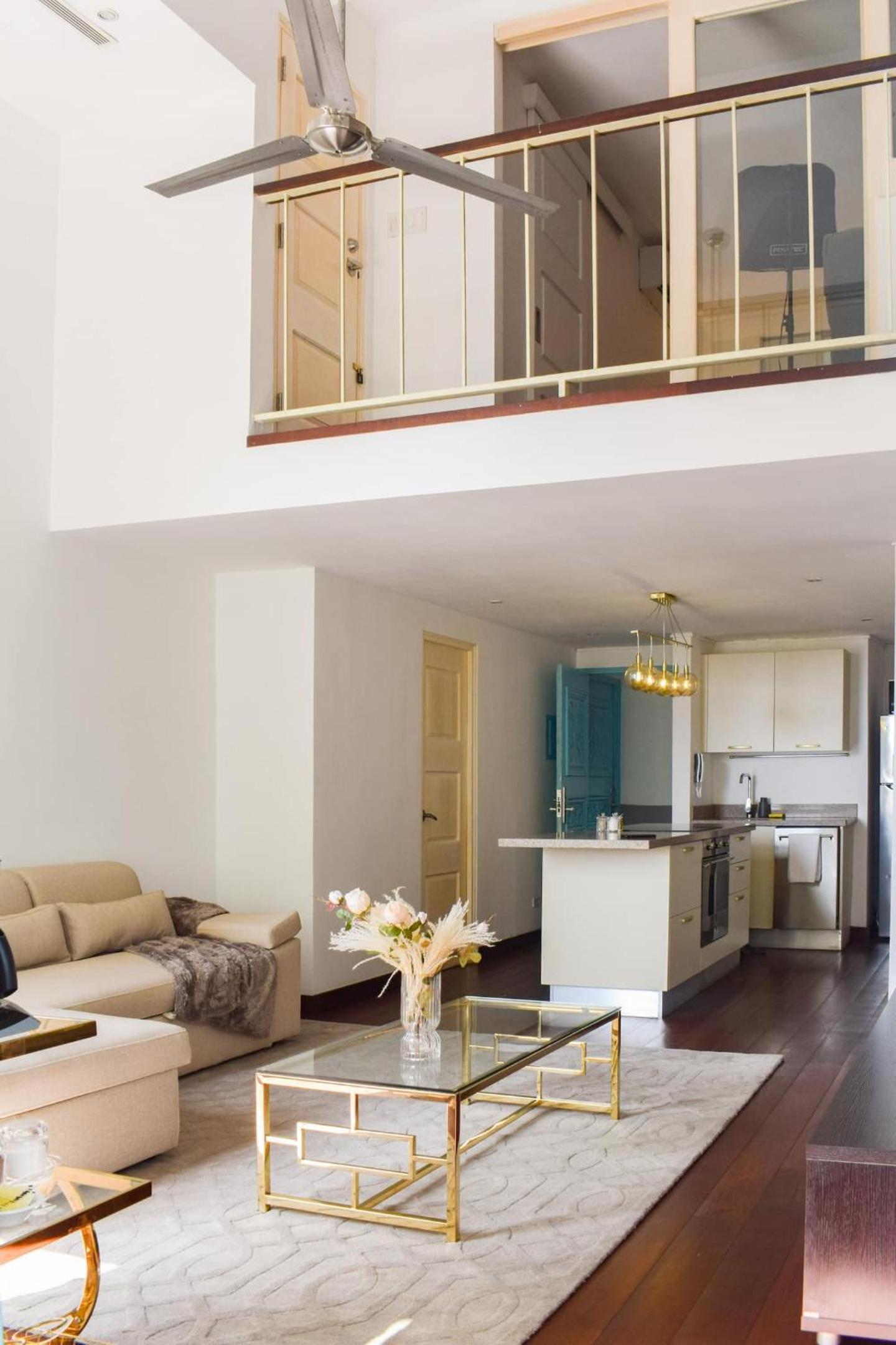 Best Location - Unique And Charming Loft view 5