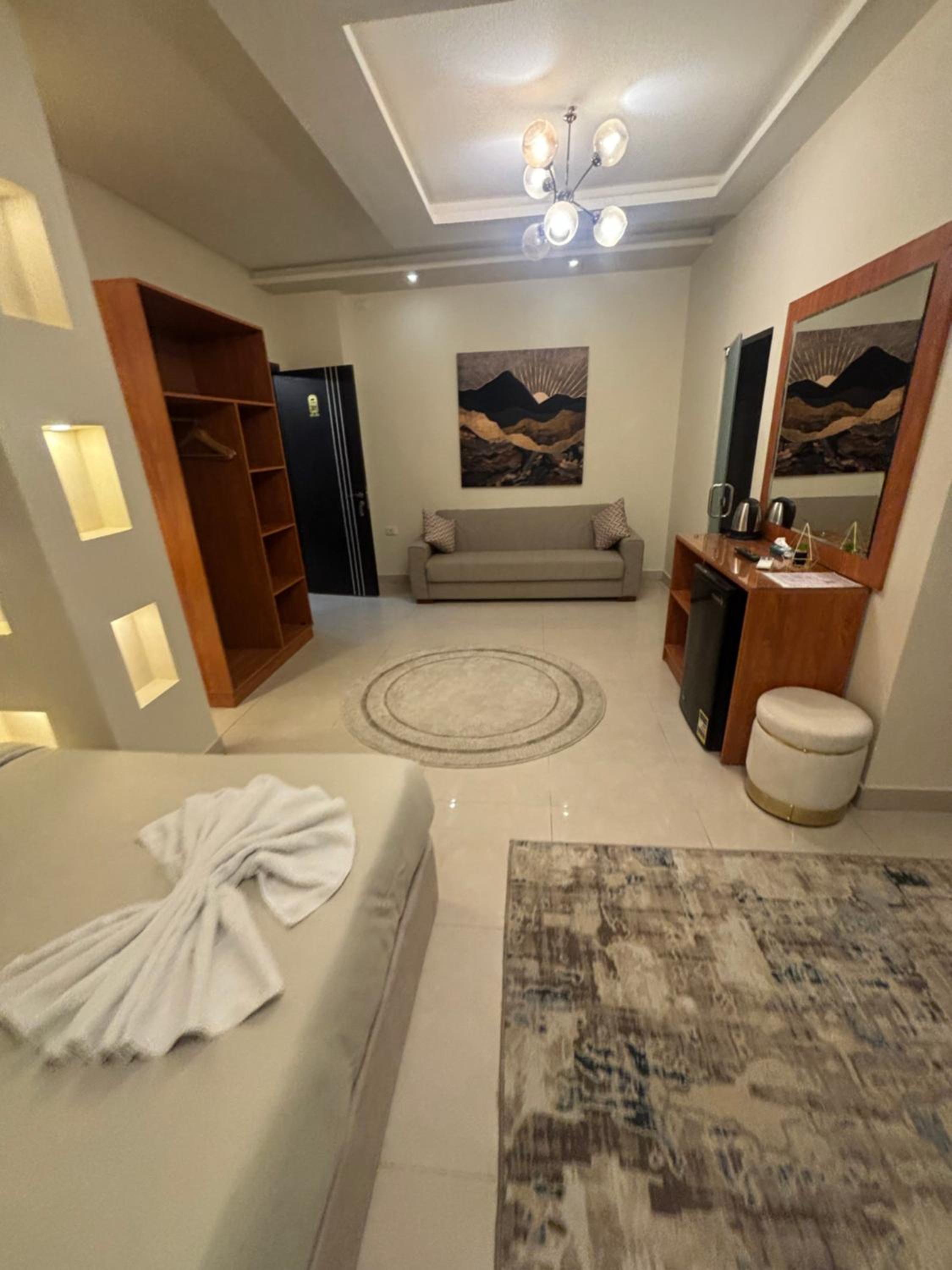 pyramids apartment