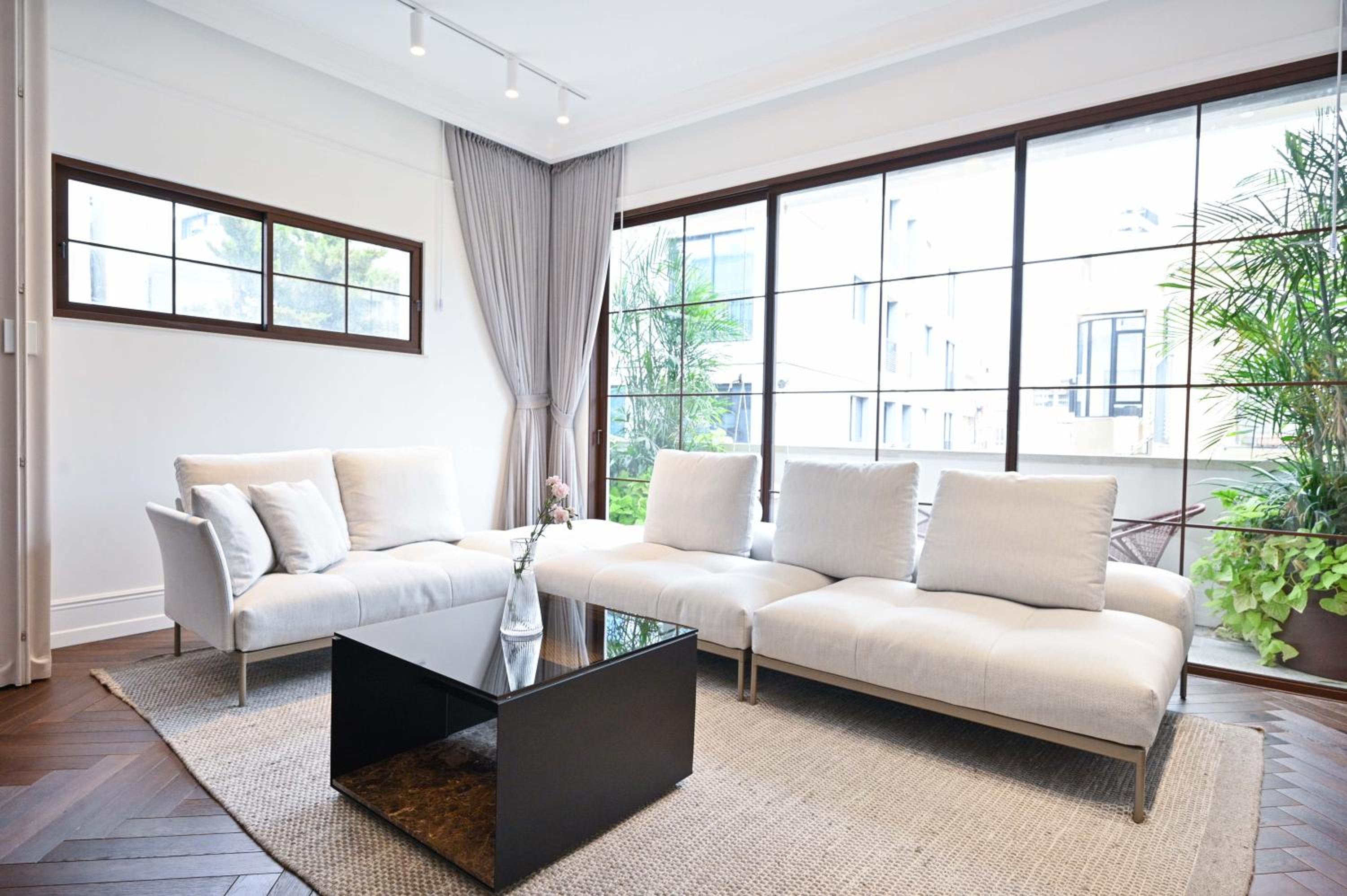 Charming 1BR Dizengoff by HolyGuest view 4