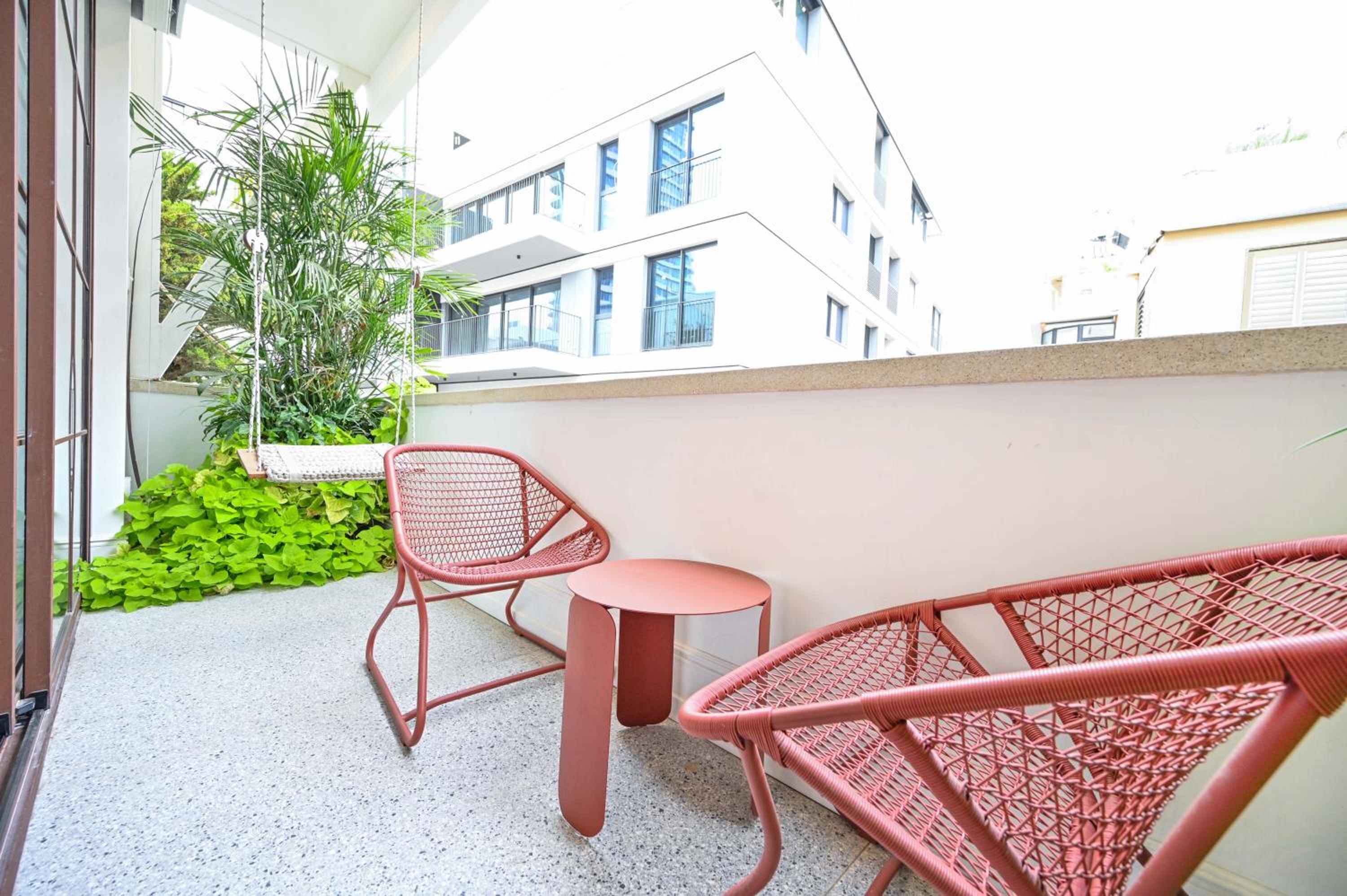 Charming 1BR Dizengoff by HolyGuest view 5