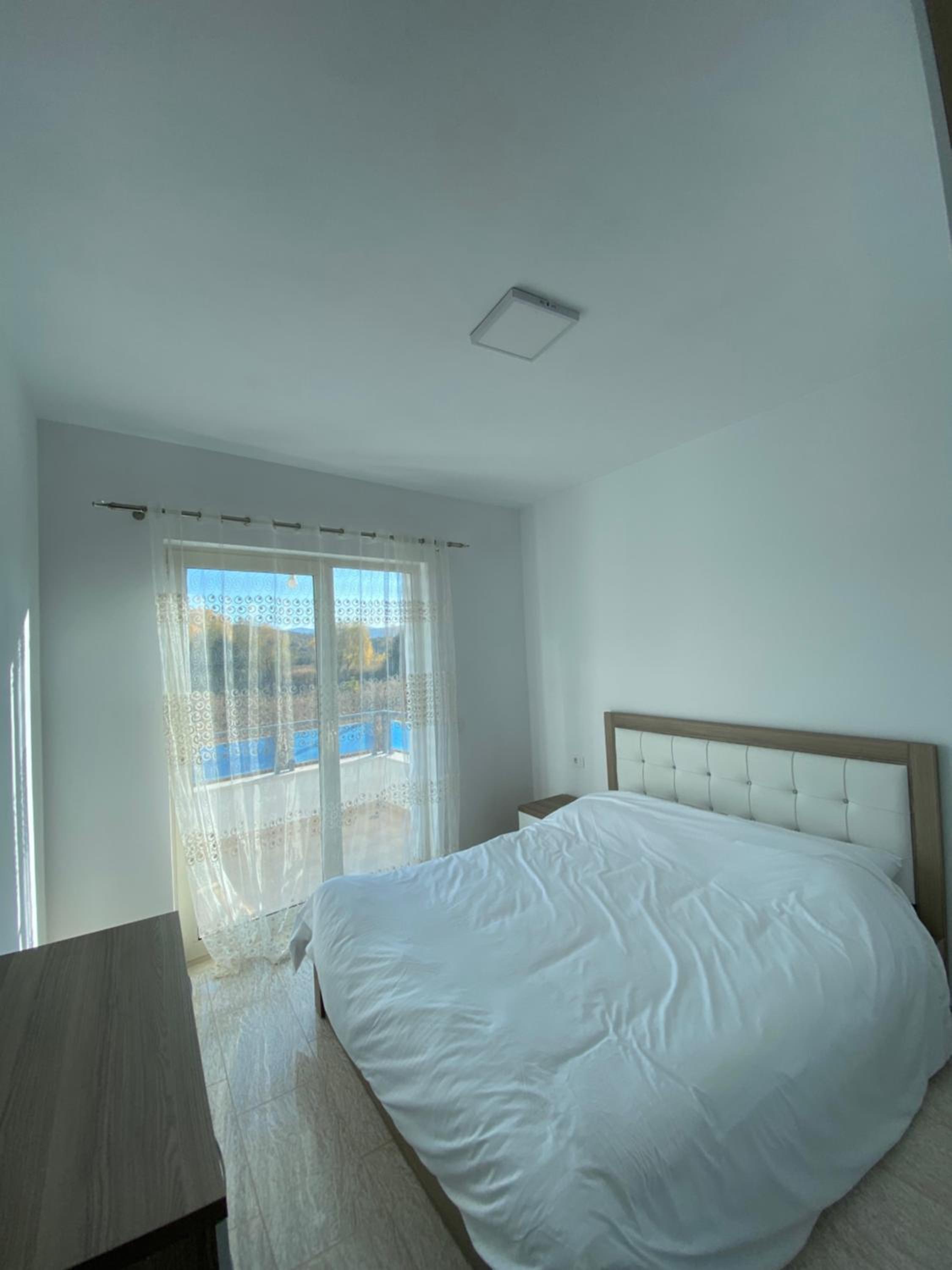 Apartament tushemisht