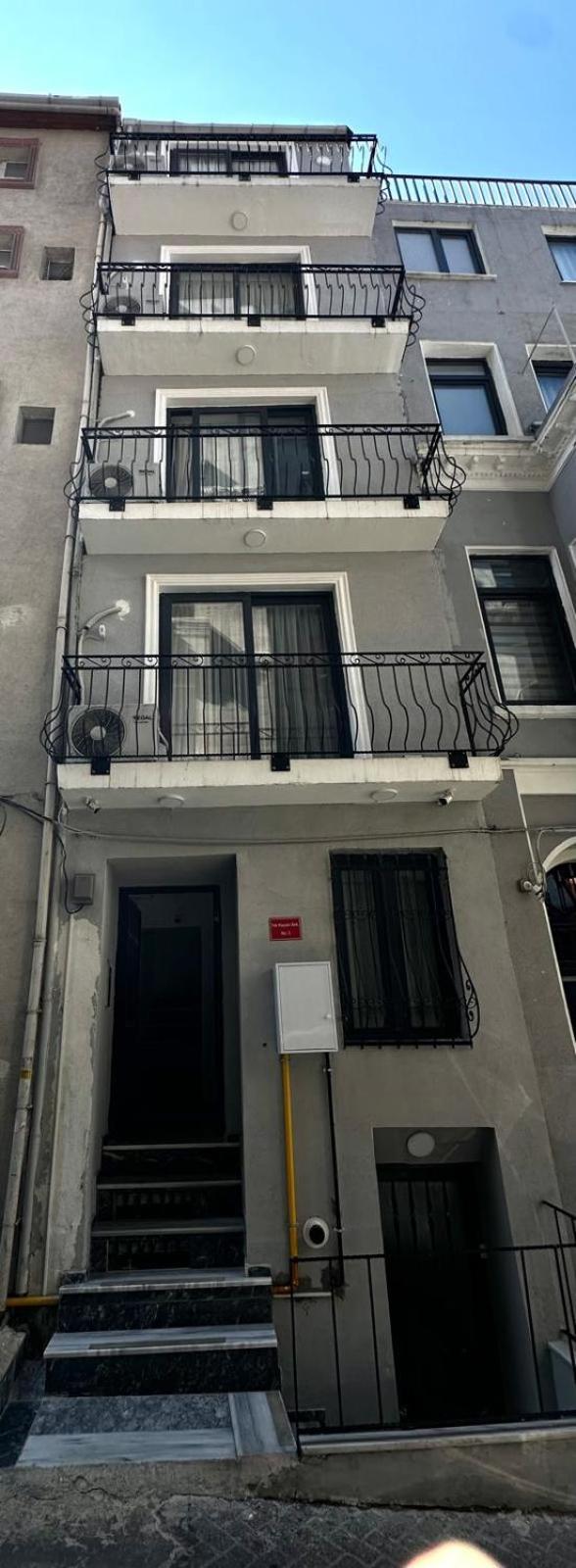A Cozy Nest for Your Charming Stay in the Heart of Istanbul