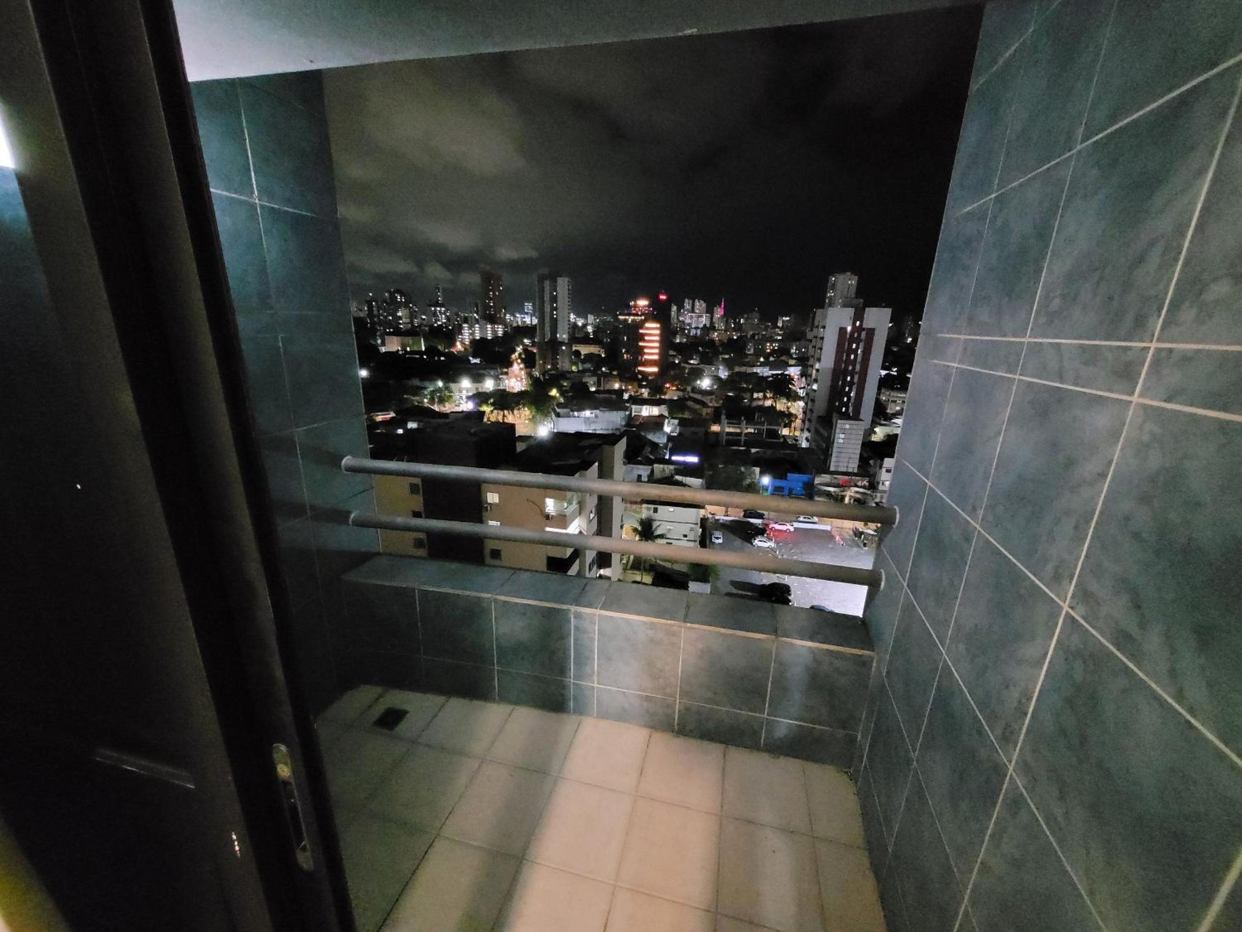 Flat no Condomínio Metrópolis - Ilha do Leite