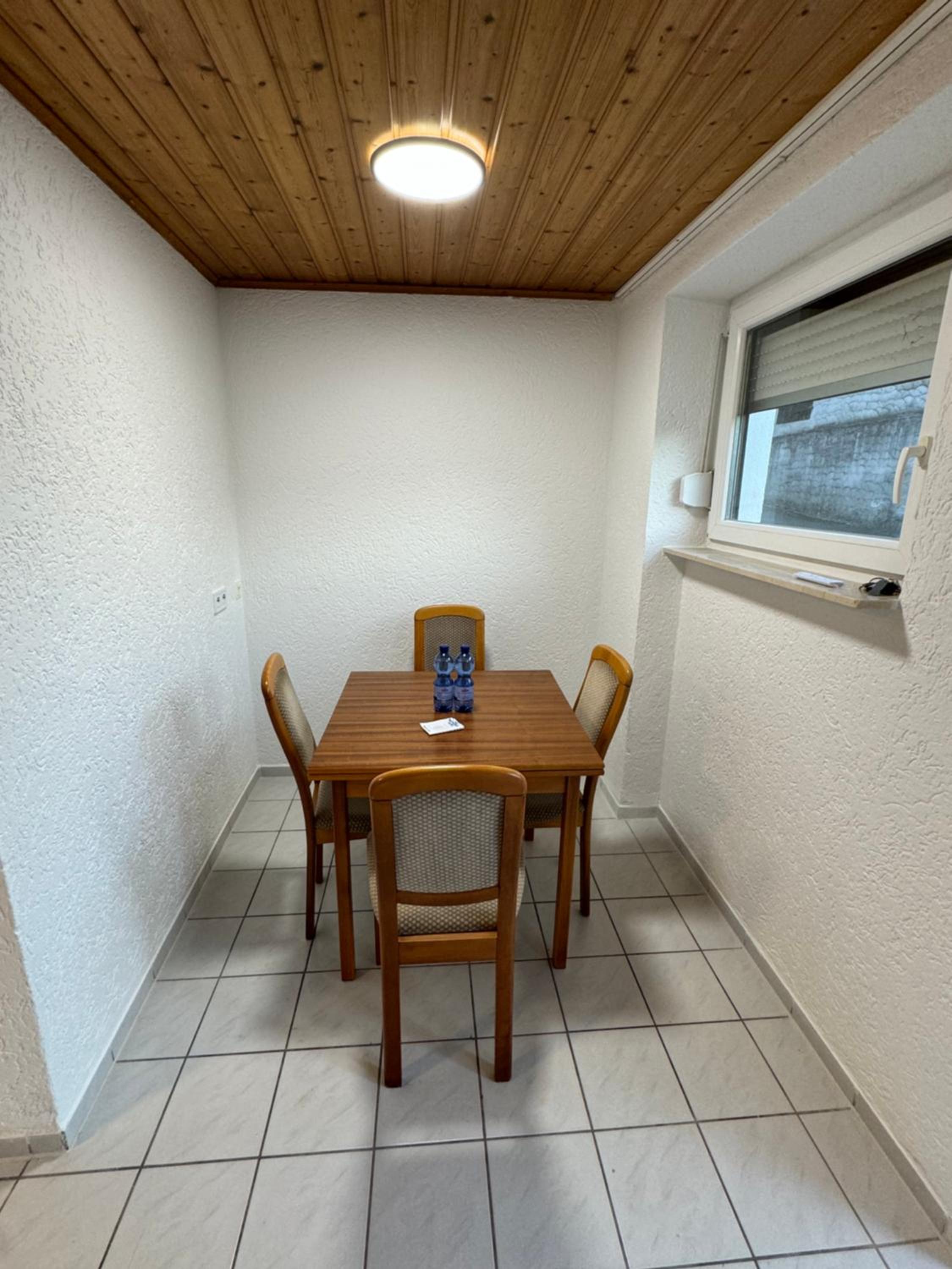 1 Zimmer Apartment in BFH-Untergriesheim