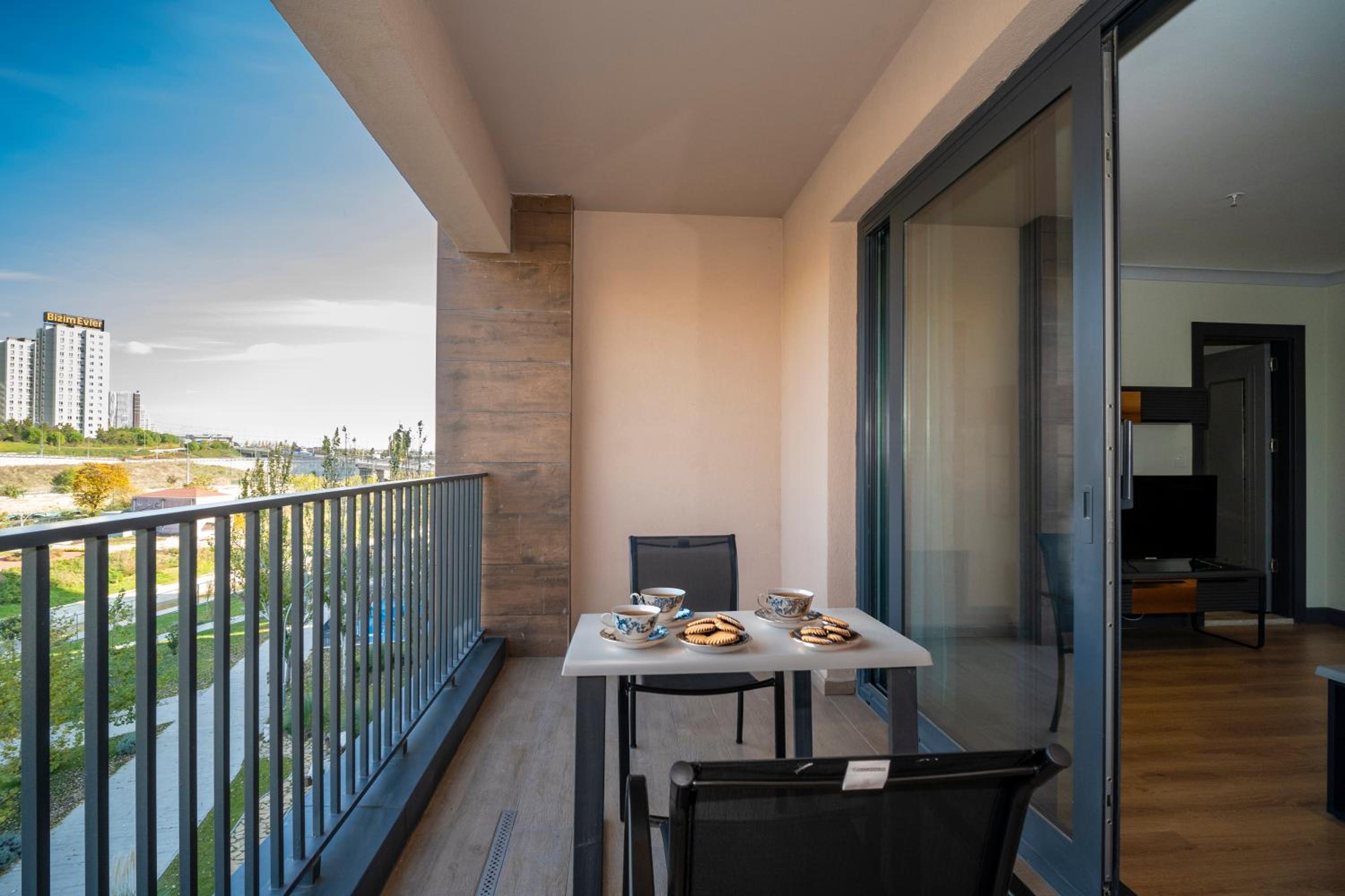 Rusel Park Residence