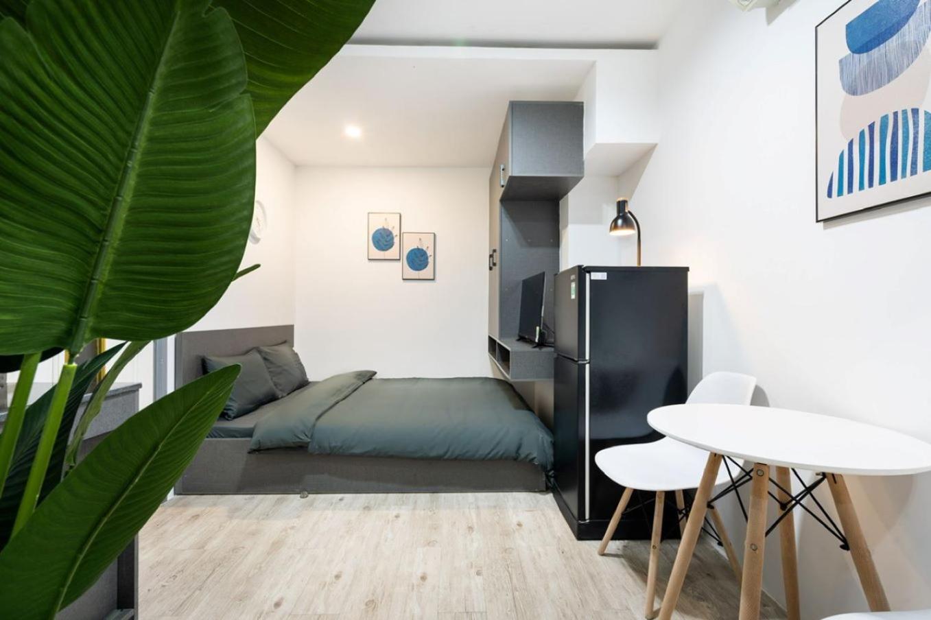 Home Away Dang Thi Nhu