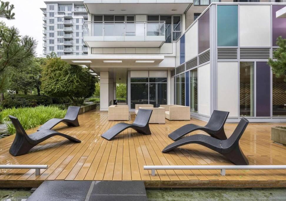Sunny 2bdrm Apt in Richmond-Monthly rental