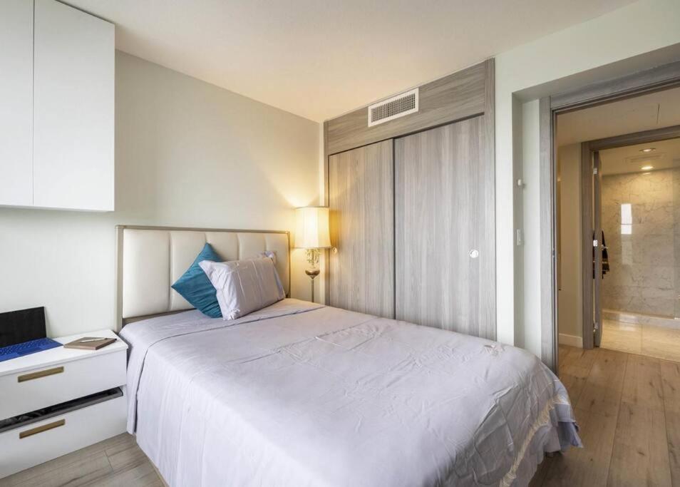 Sunny 2bdrm Apt in Richmond-Monthly rental