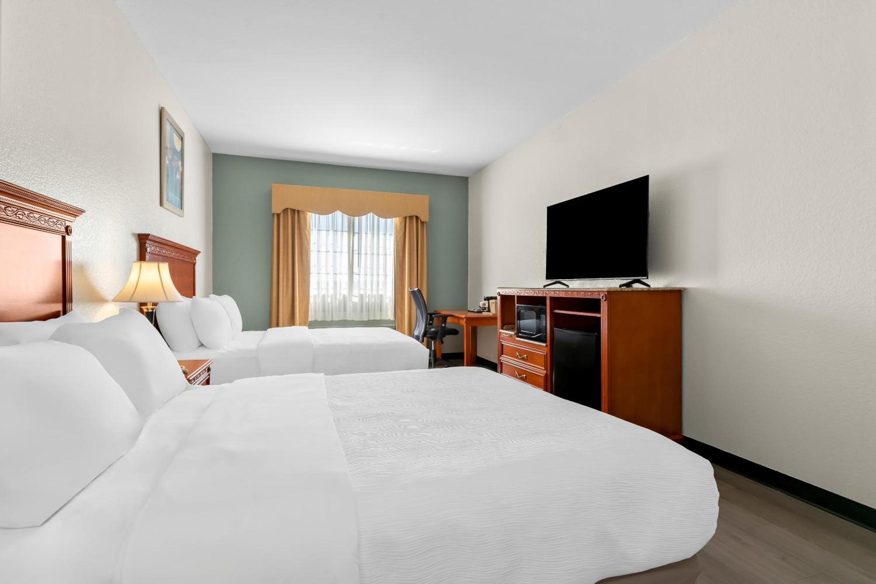 Quality Inn & Suites McAlester on Hwy 69