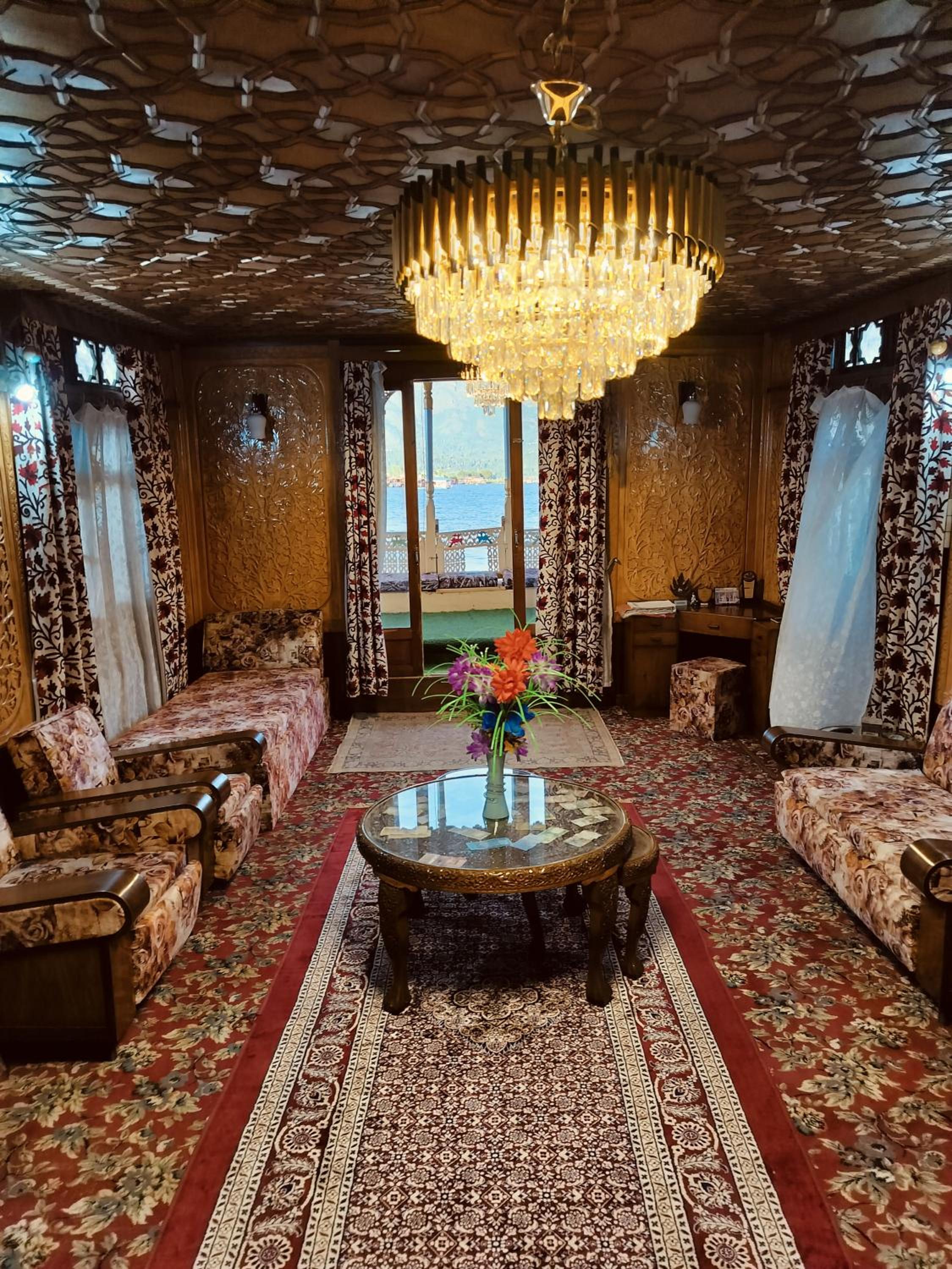 lounge