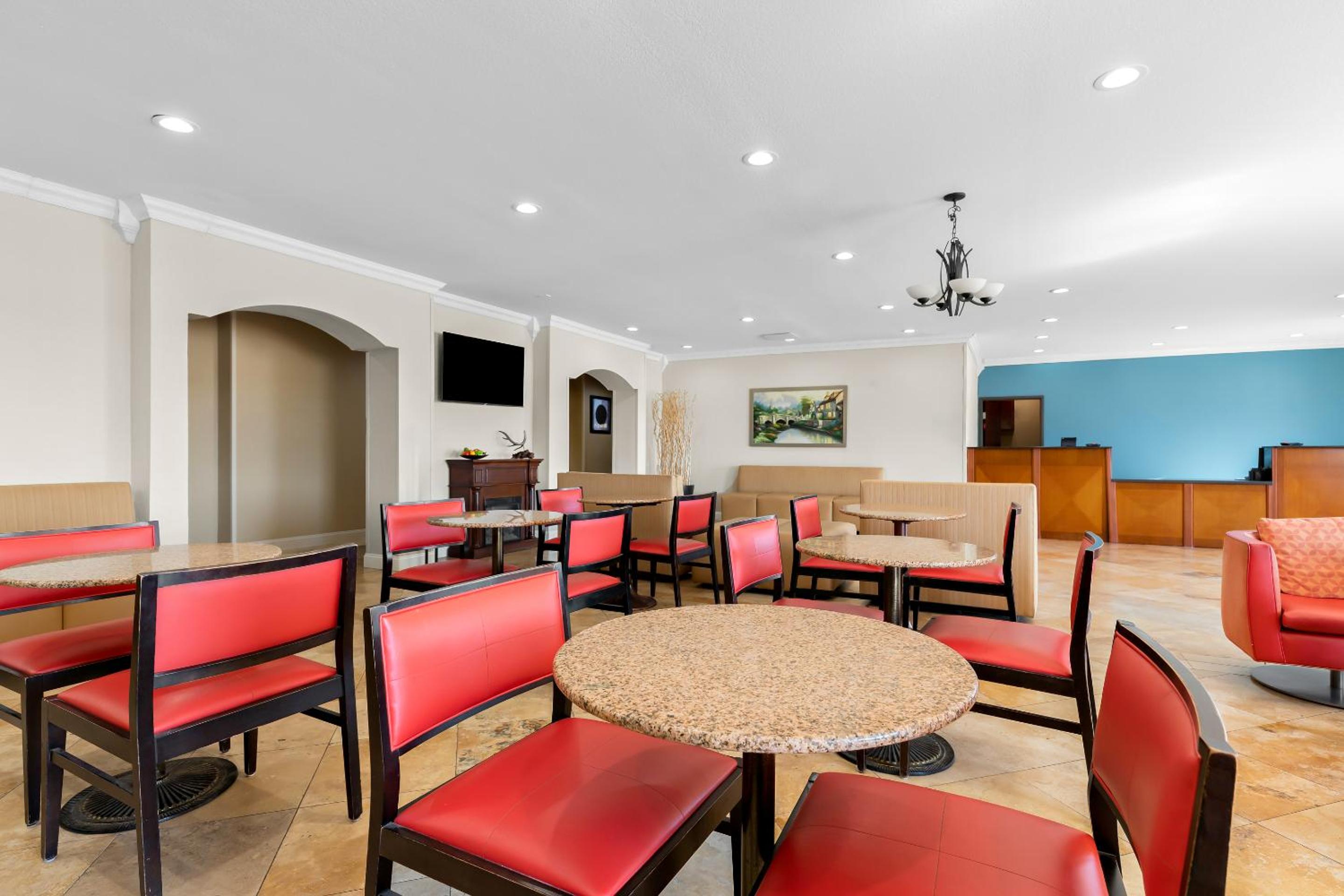 Quality Inn & Suites McAlester on Hwy 69