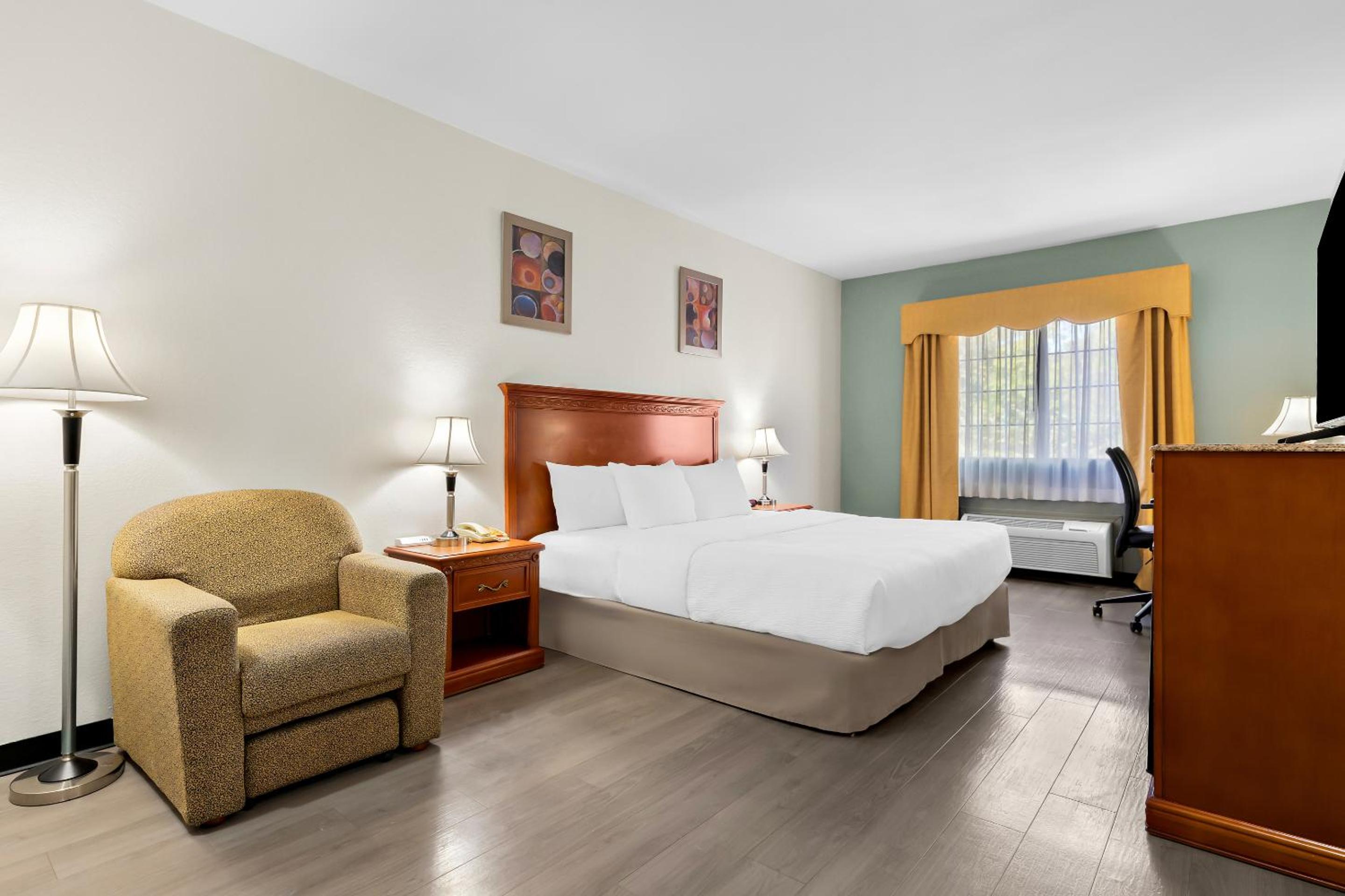 Quality Inn & Suites McAlester on Hwy 69