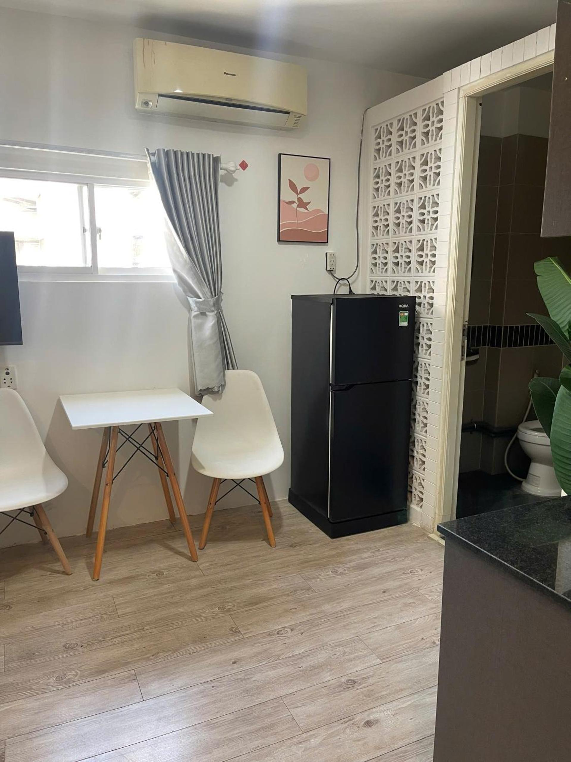 Home Away Dang Thi Nhu