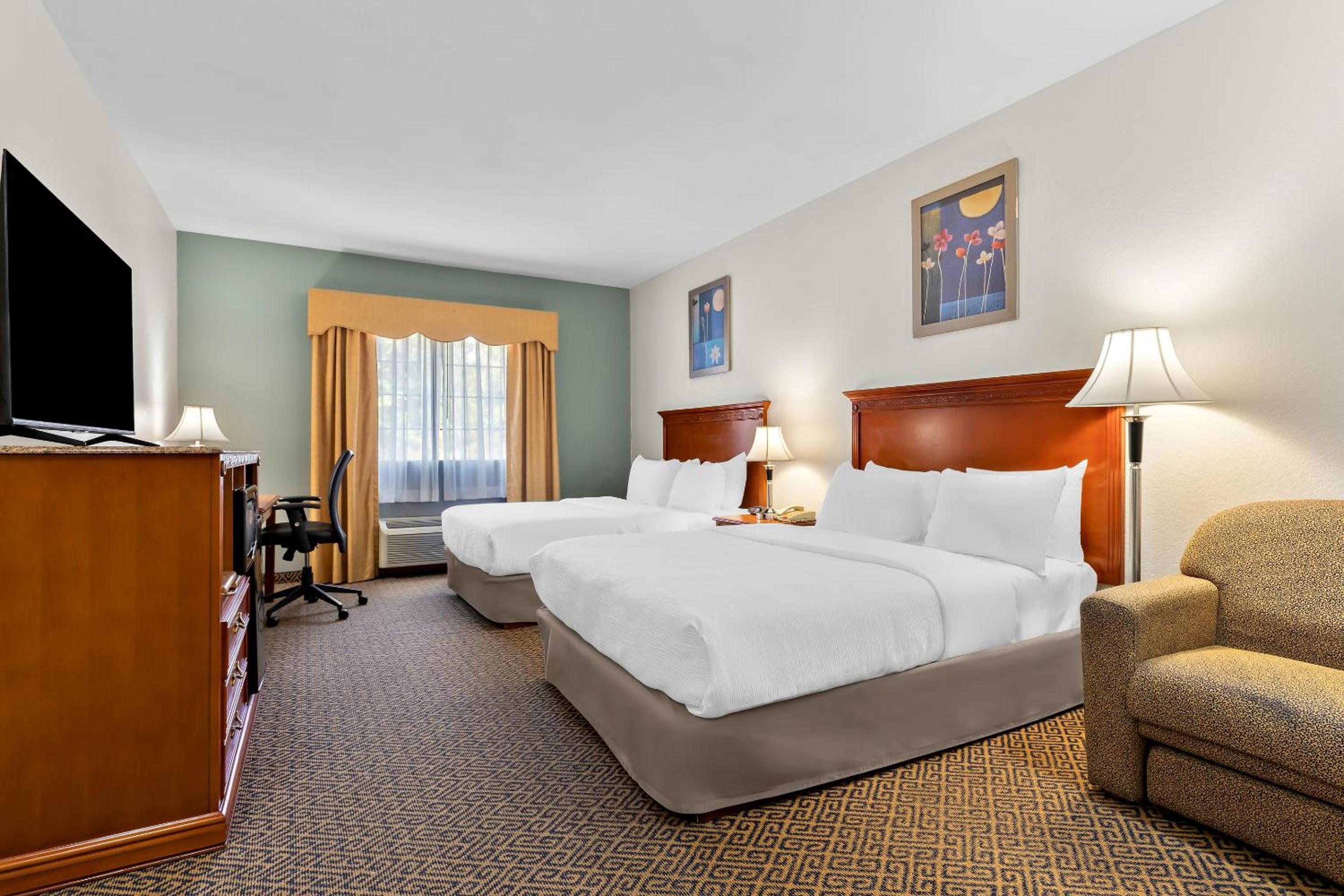 Quality Inn & Suites McAlester on Hwy 69