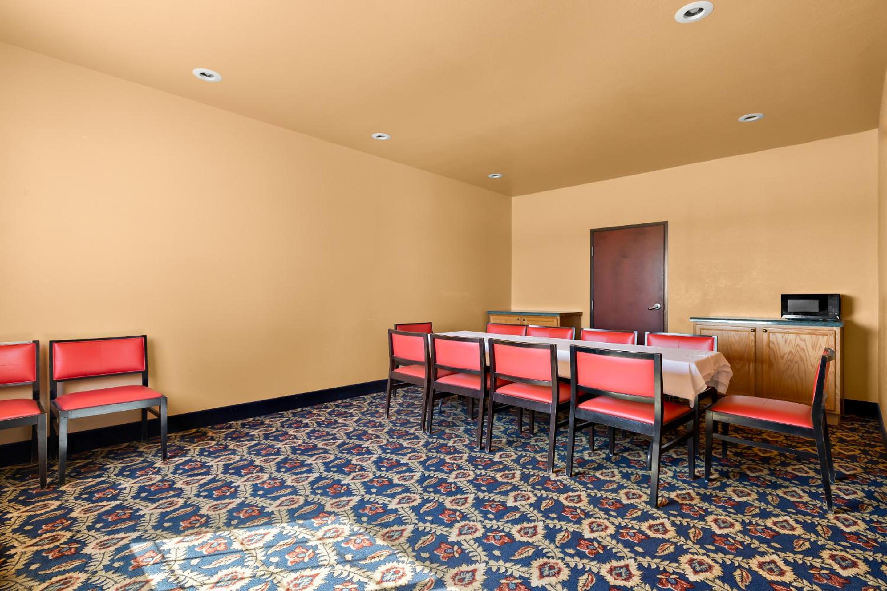 Quality Inn & Suites McAlester on Hwy 69