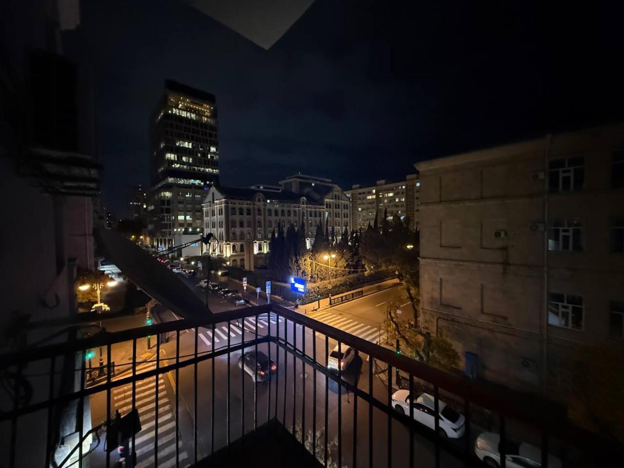 Azadliq Avenue Retro Apart