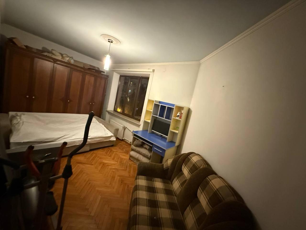 Azadliq Avenue Retro Apart