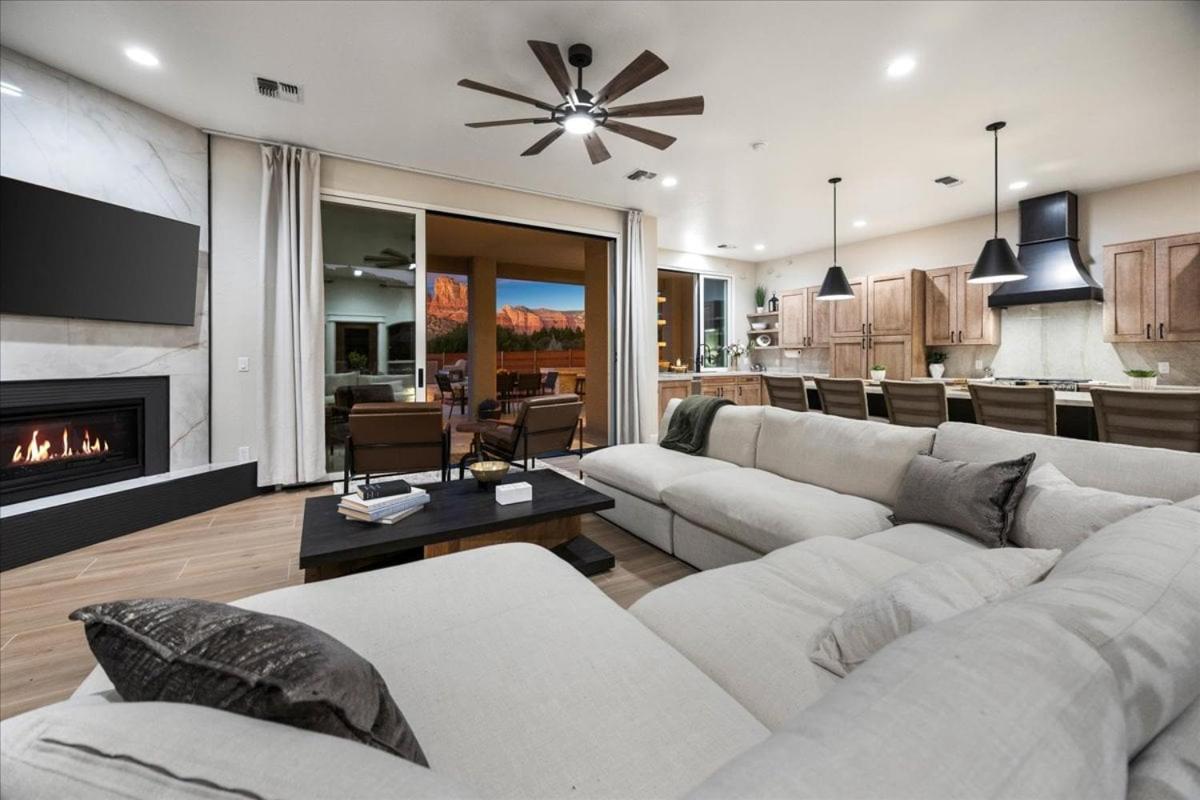 Stunning Deer: A spacious 3 bedroom retreat in the hear of Sedona view 5