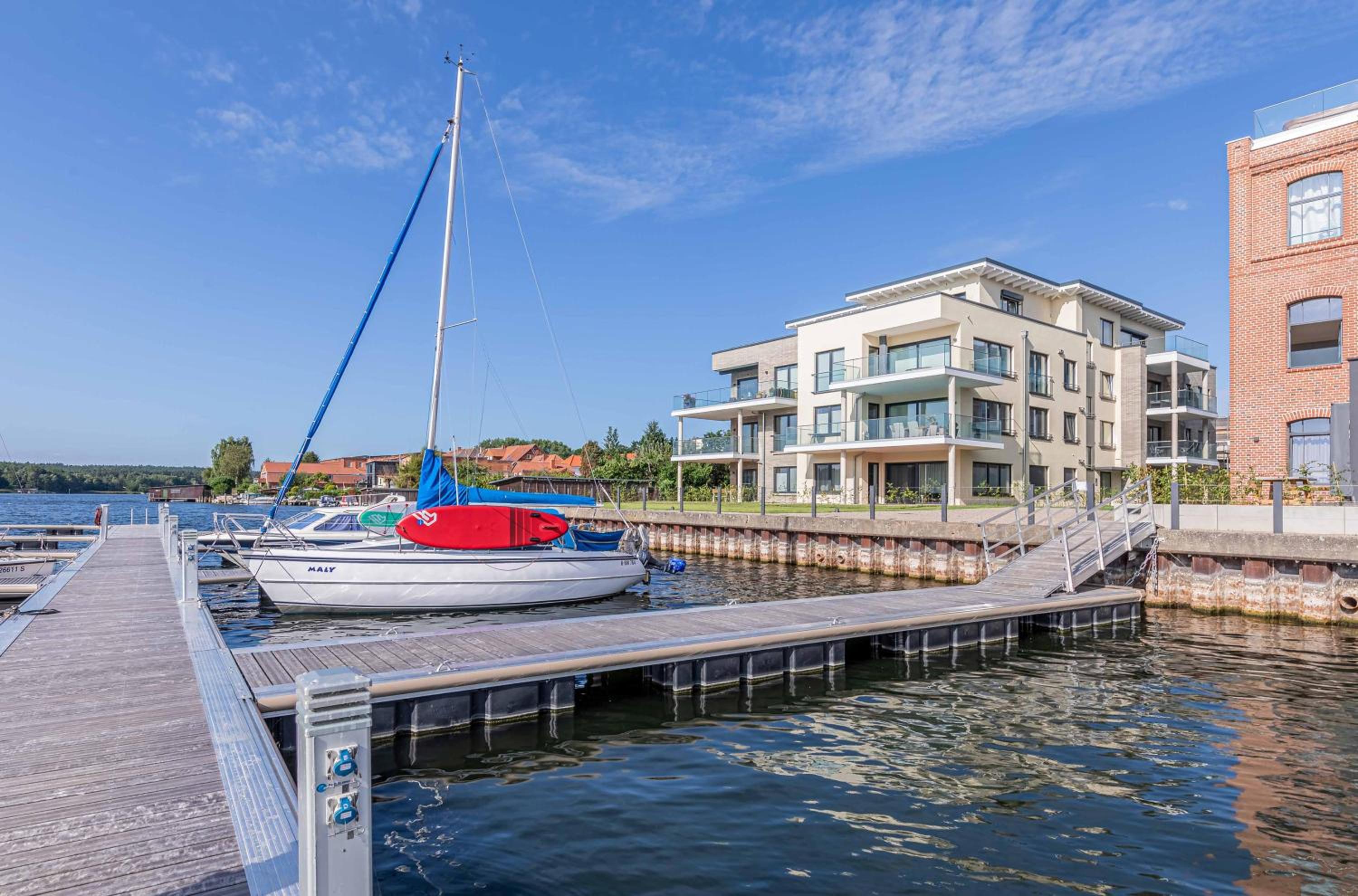 Pusteblume - Barrierefreie 5-Sterne-Ferienwohnung mit Seeblick und Sauna
