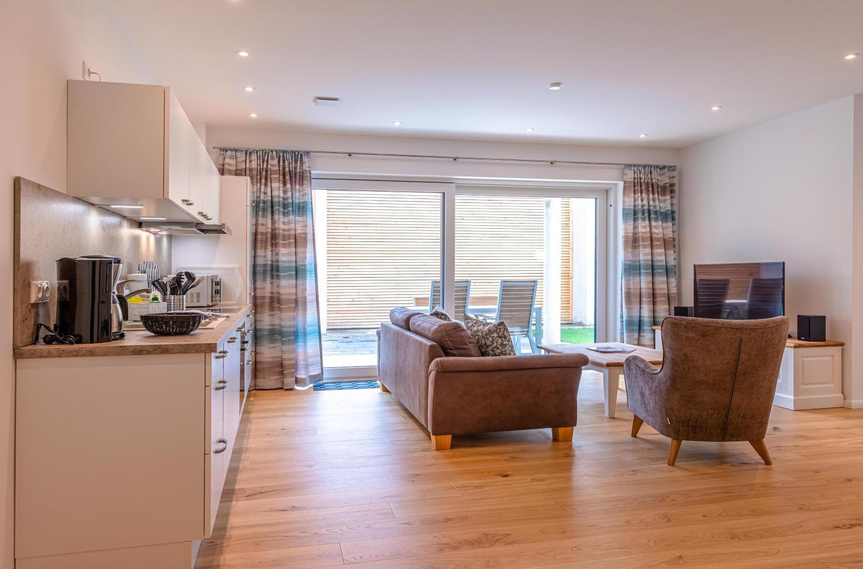 Inselzauber - 5 Sterne Ferienwohnung mit Blick auf den Malchower See