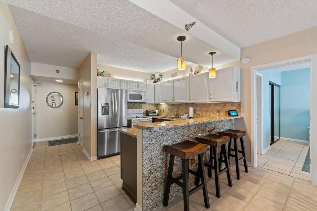 Romar Place 305