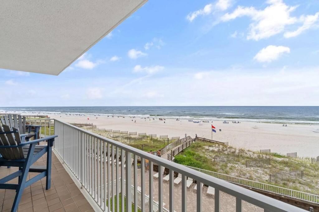 Romar Place 305