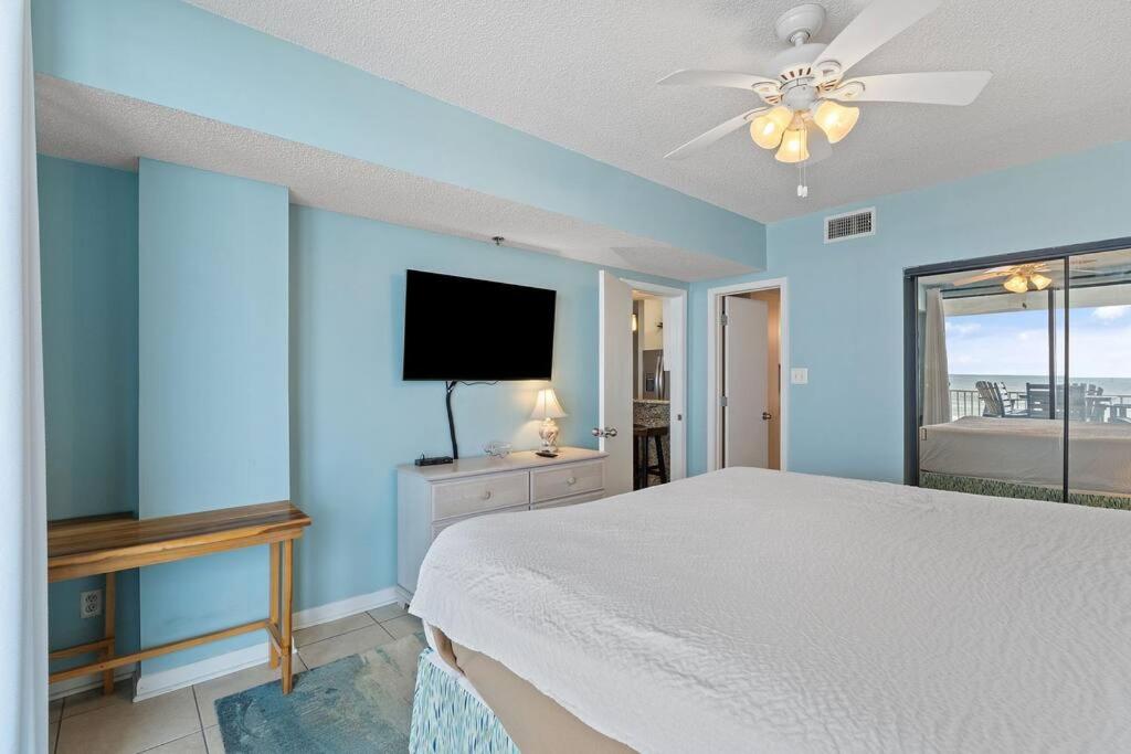 Romar Place 305