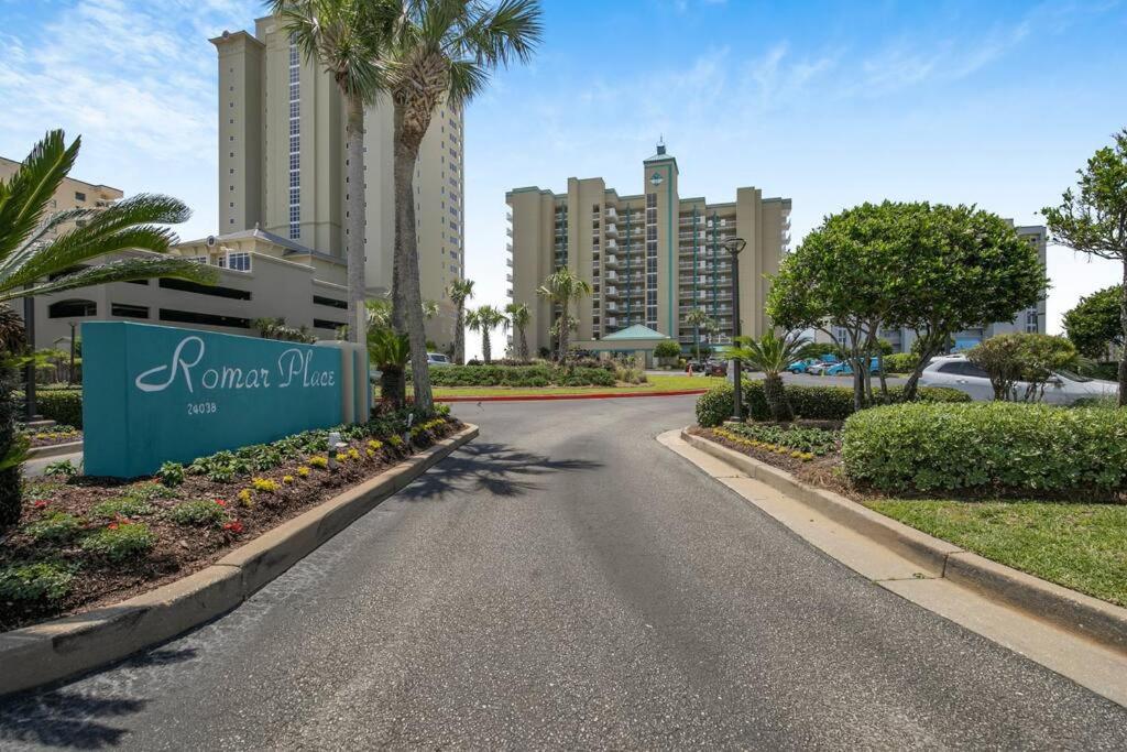 Romar Place 305