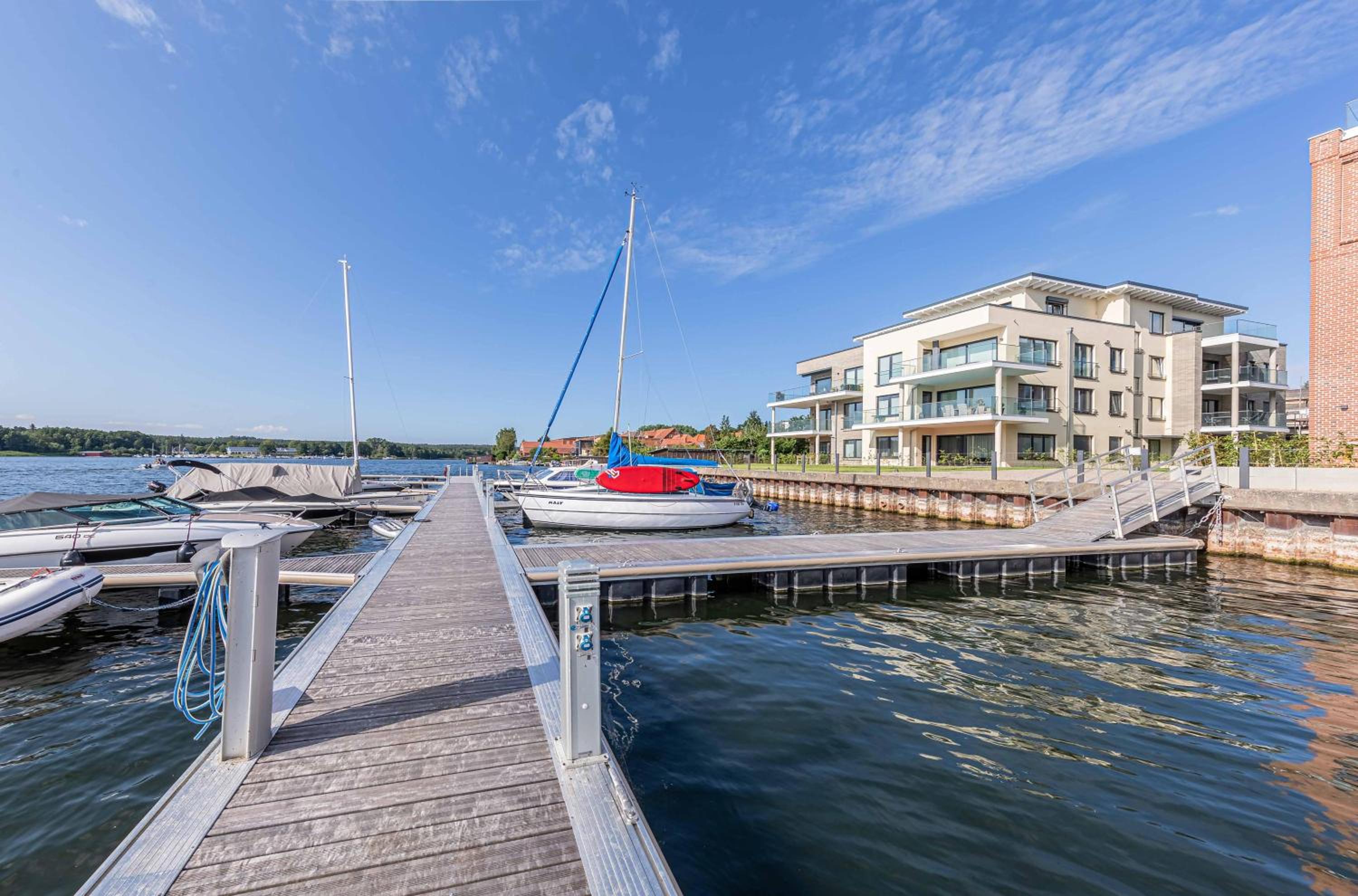Wasserlilie - Stilvolle Ferienwohnung mit Balkon und herzlich willkommenen Vierbeinern