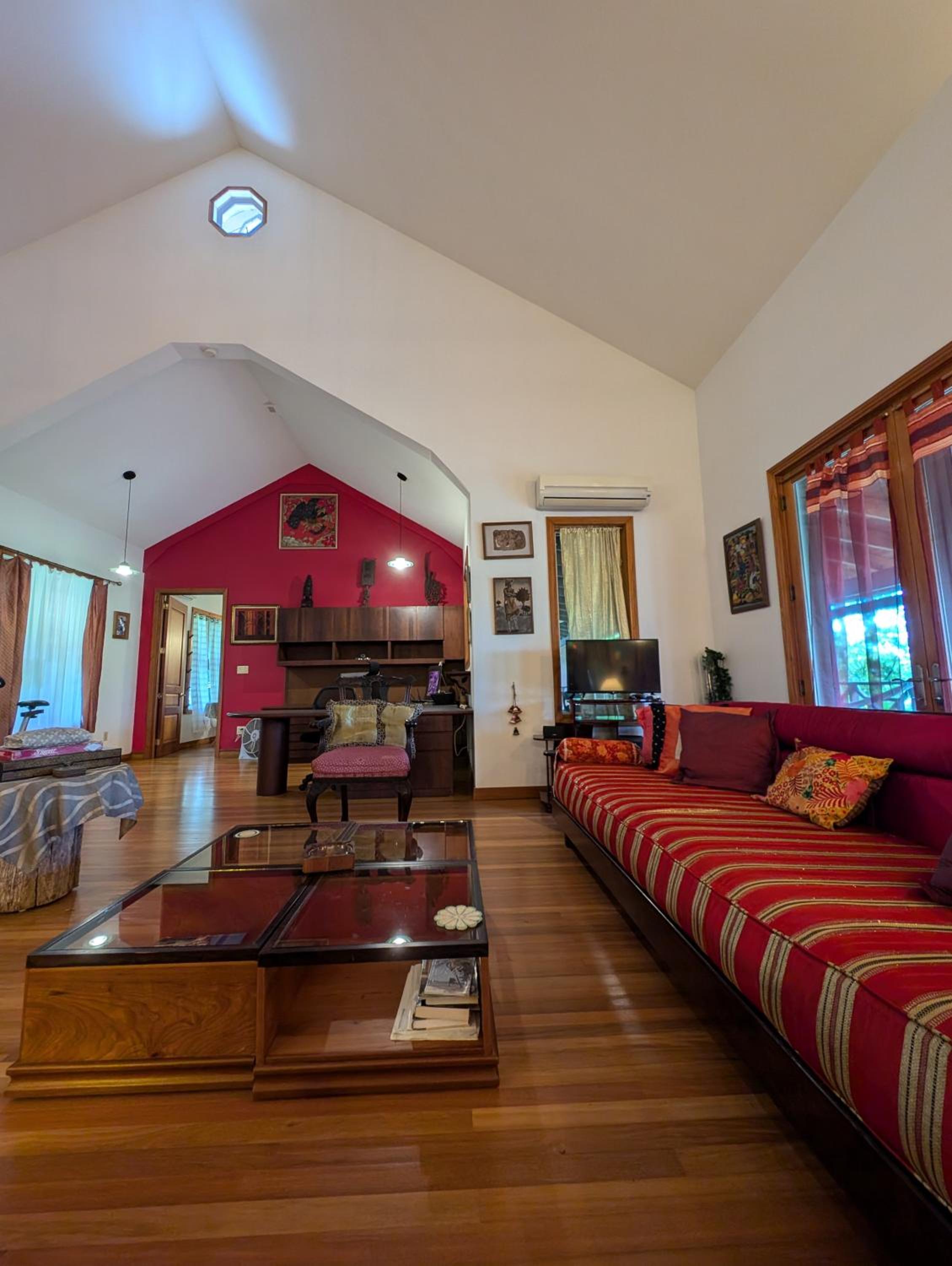 Villa Divina at Framadani estate - Jungle villa with a pool