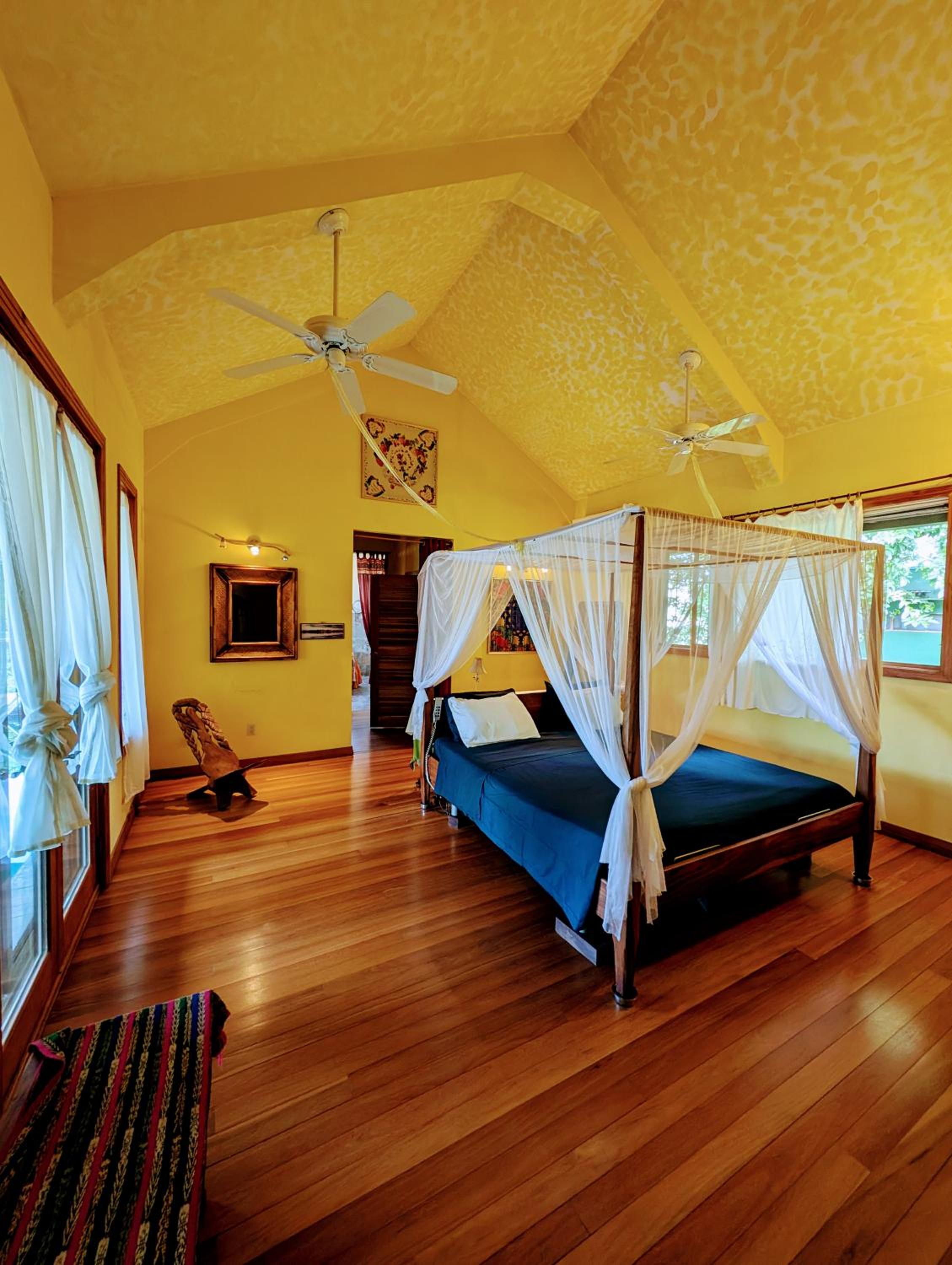 Villa Divina at Framadani estate - Jungle villa with a pool