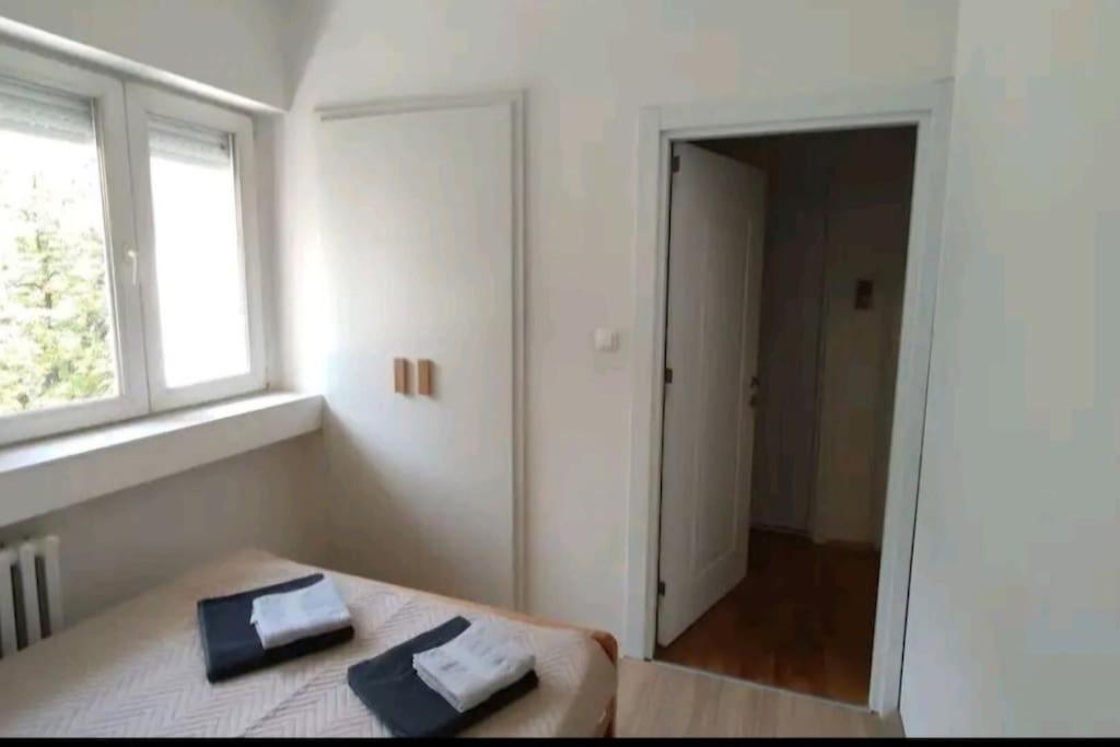 Central Triumph Arch Apartment