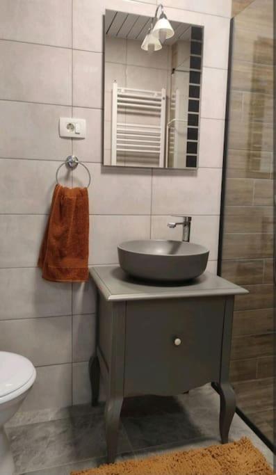 Central Triumph Arch Apartment