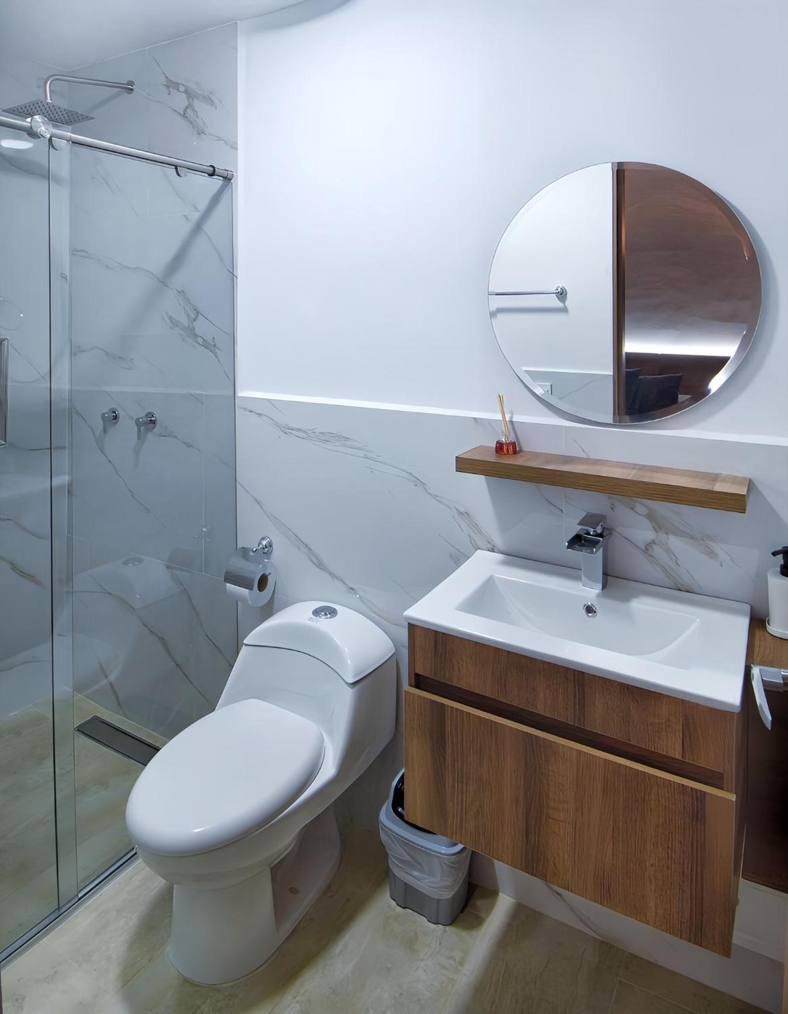 Valymar Inn International Home Hotel