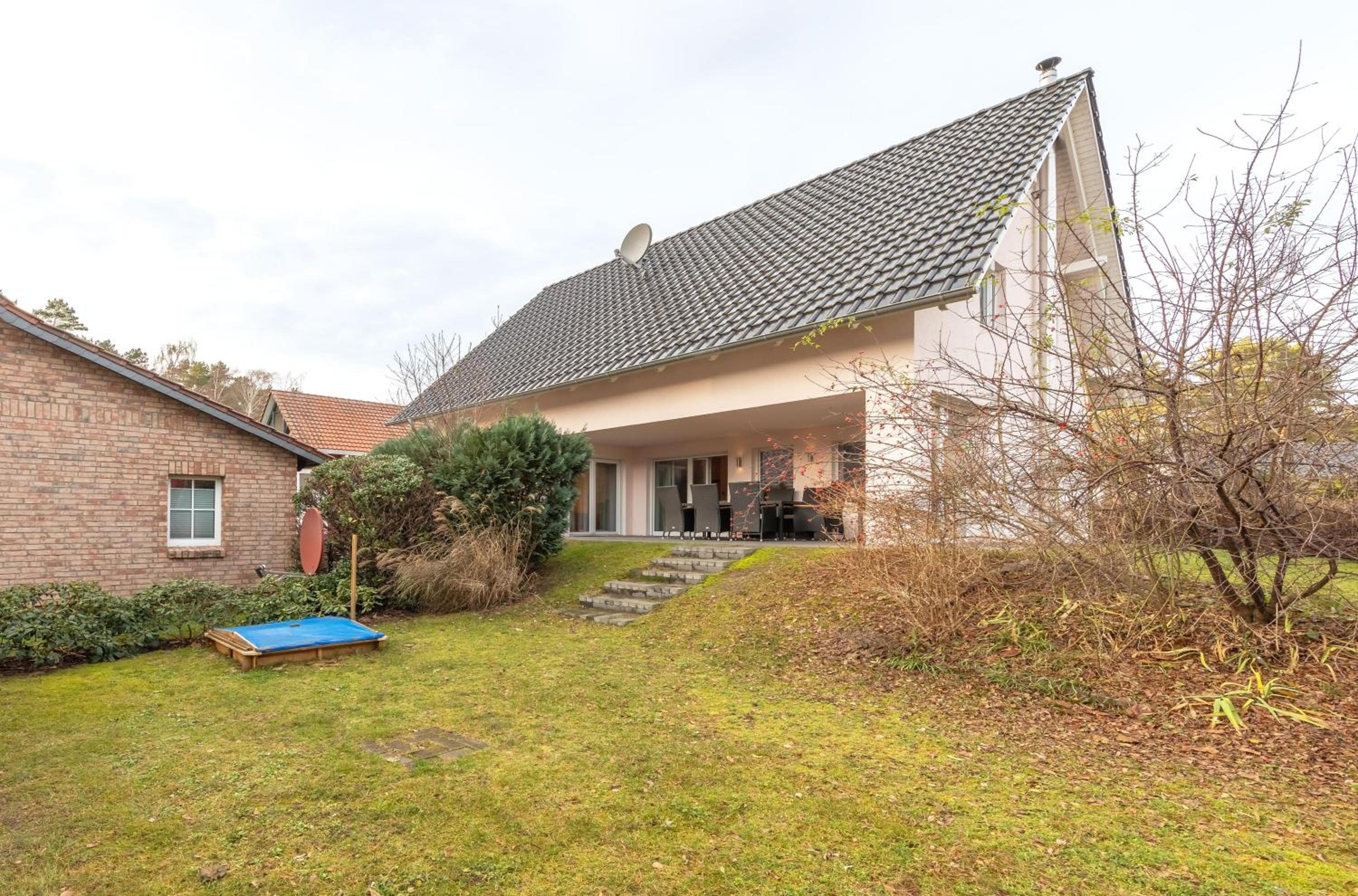 Ferienhaus Daniela mit Terrasse und Garten