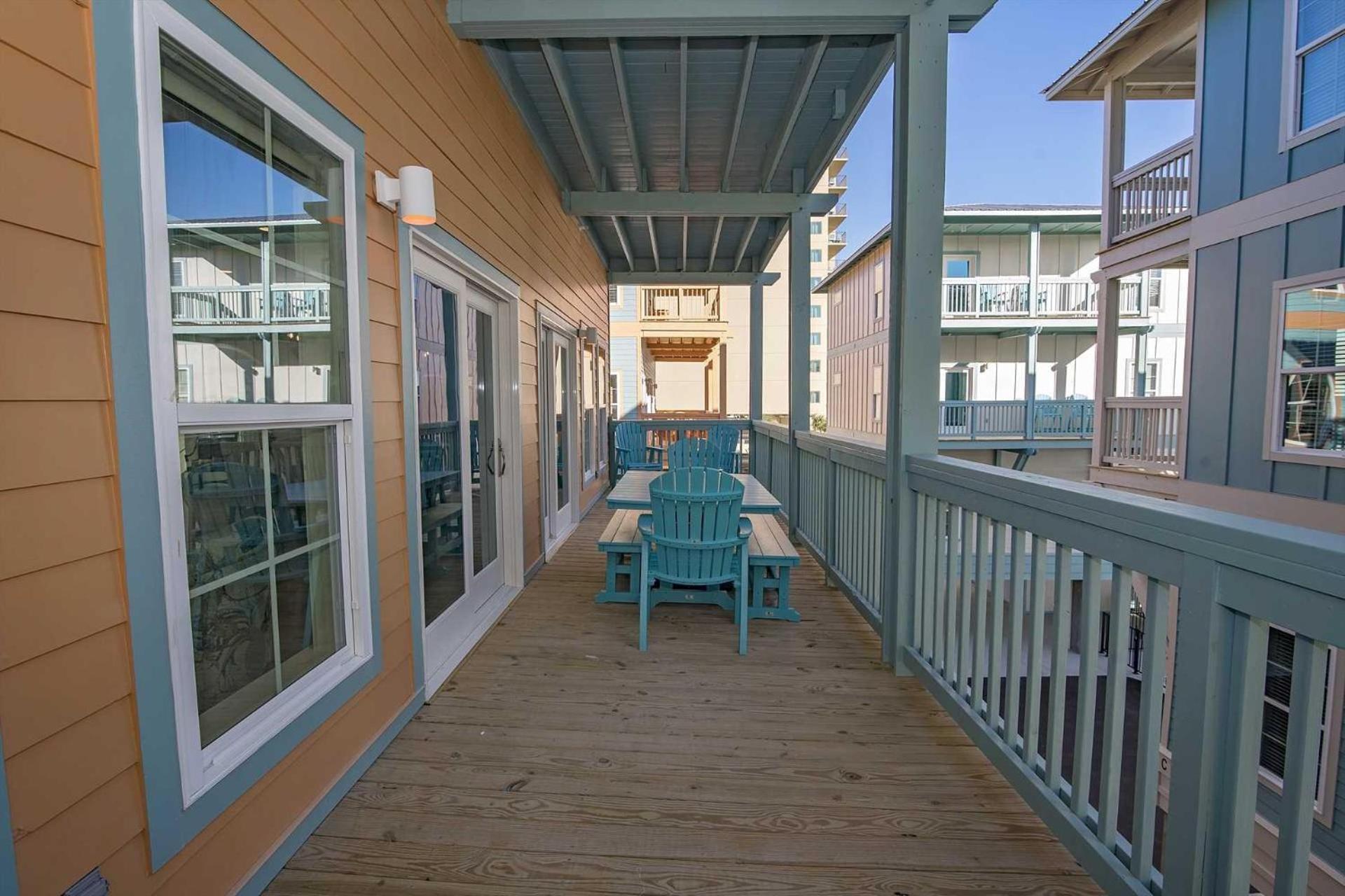 Breezyville Northwest Sky 12BR view 4