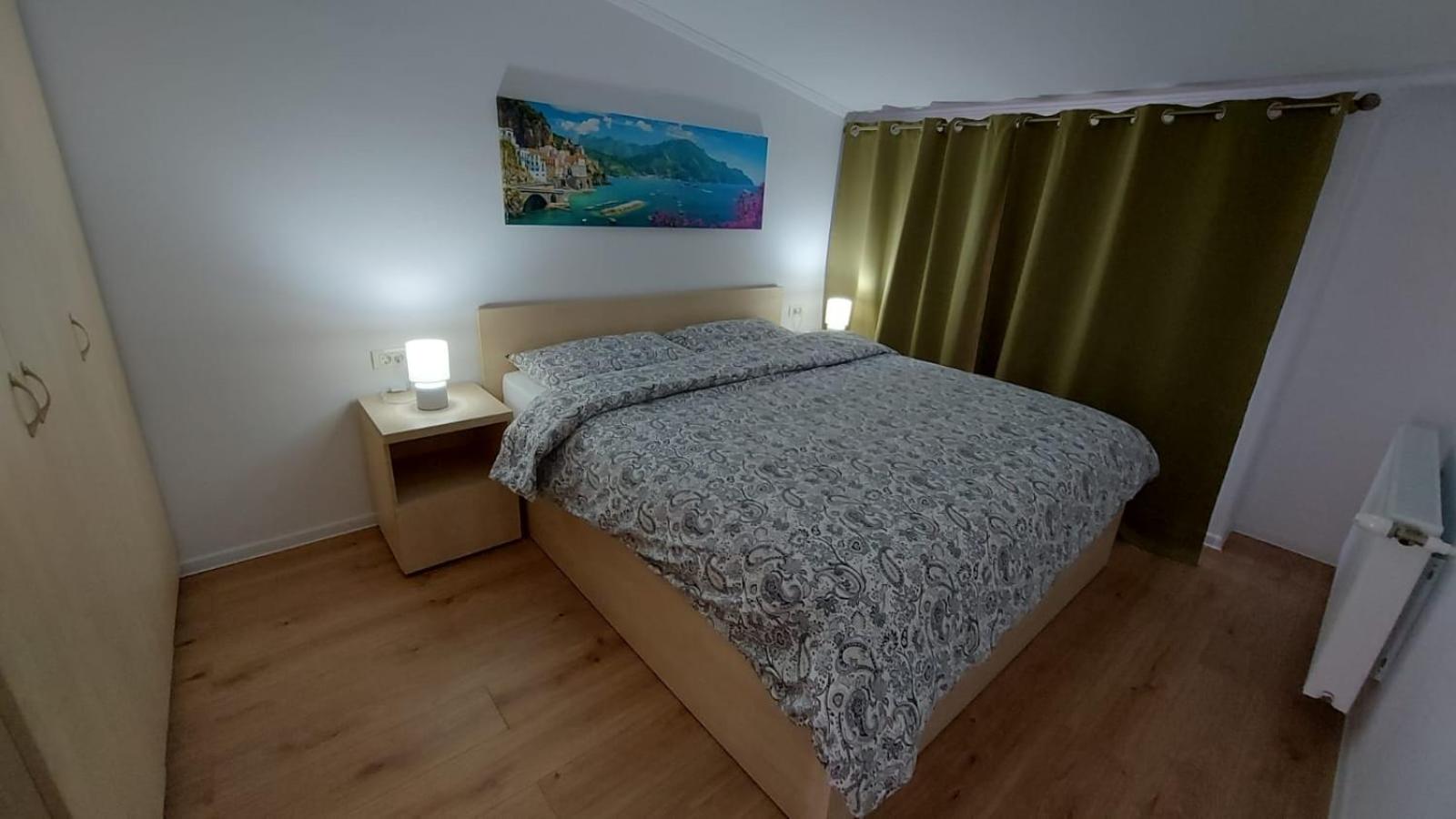 Apartament Domina - self check in - RO,EN,FR - 3stele, Ministerul Turismului