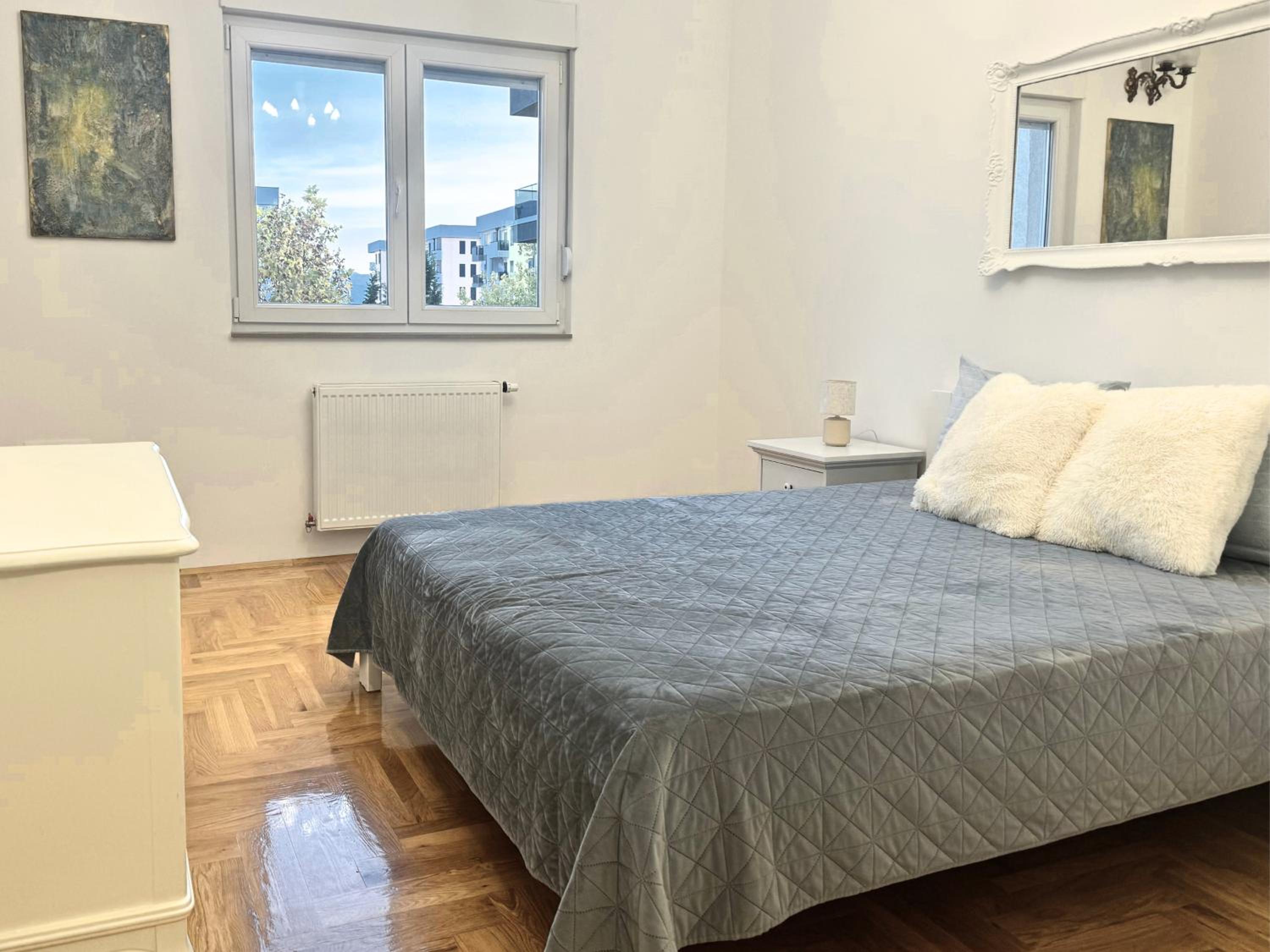 Apartment Lola