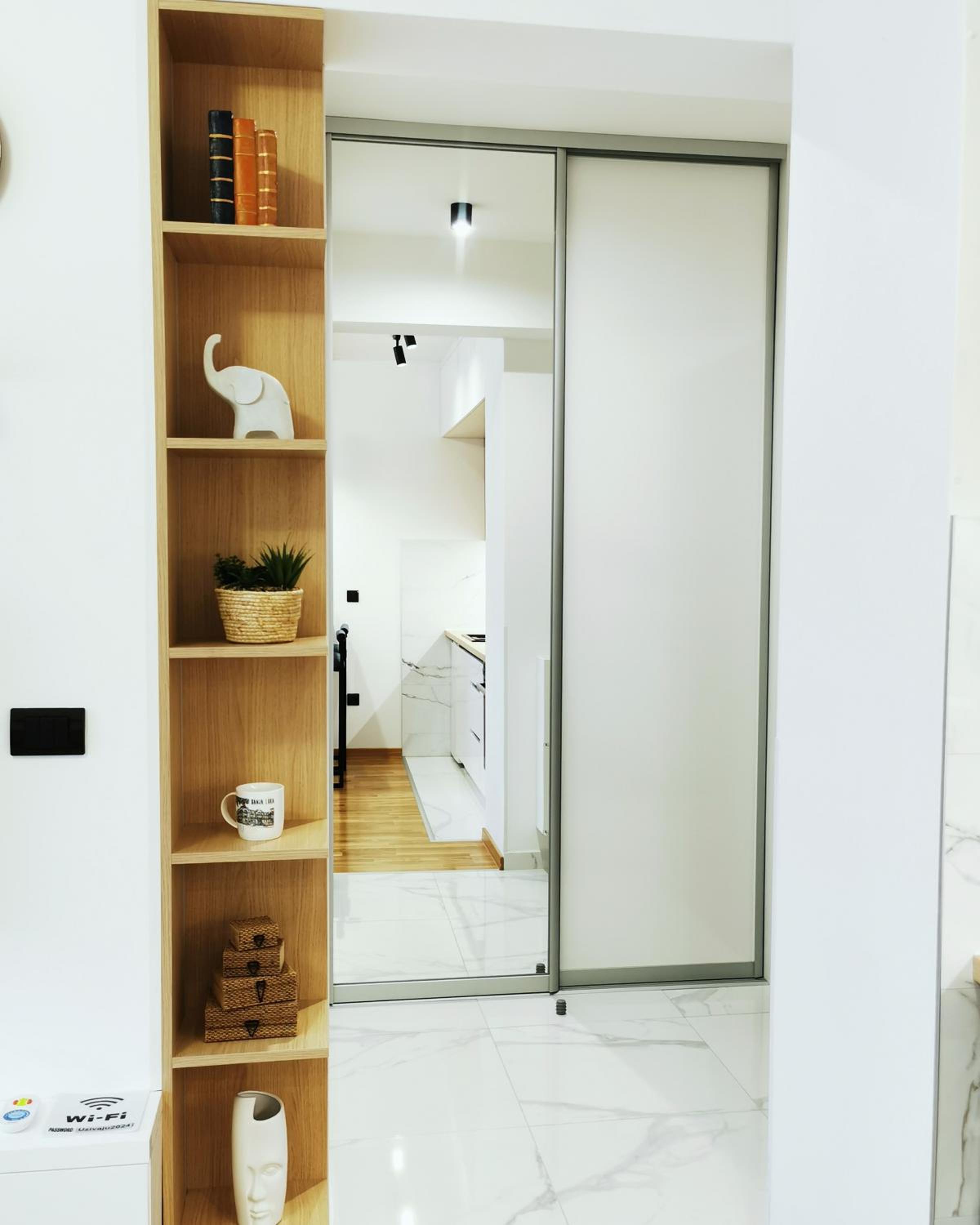 Apartment Shine - Borik