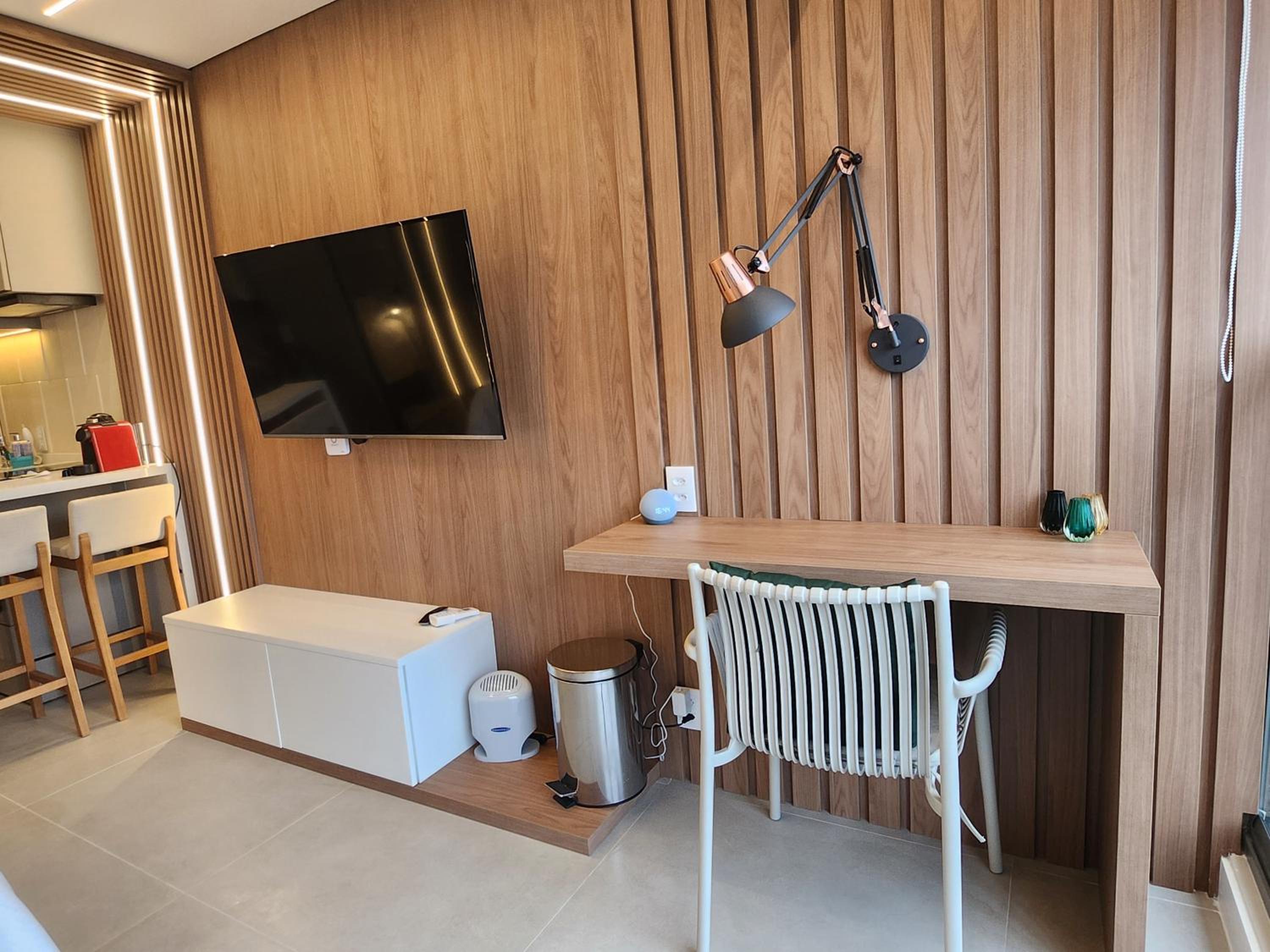 Téo - Hy Pinheiros Studio Conexão AI