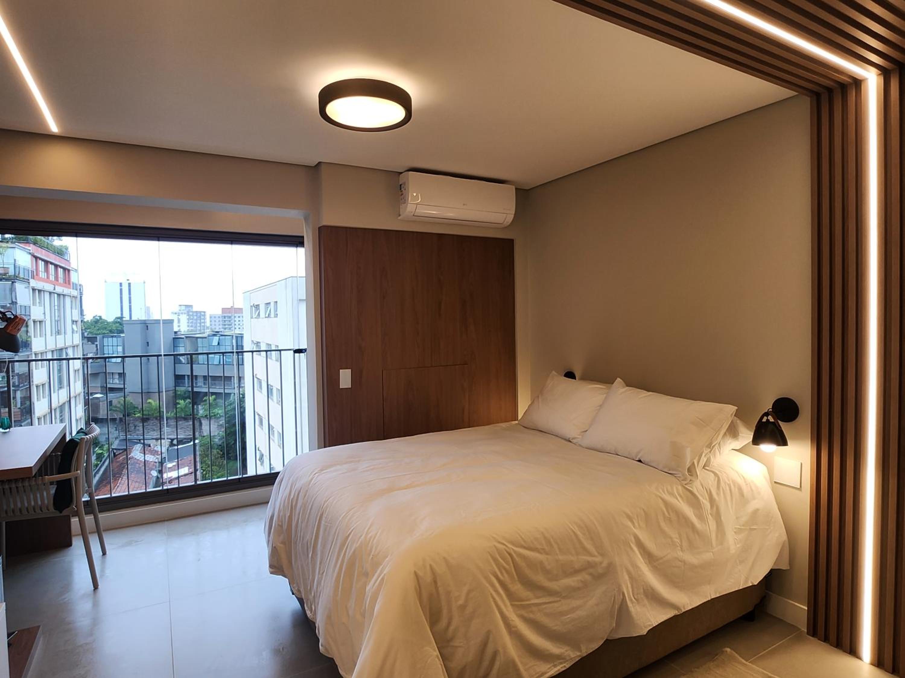 Téo - Hy Pinheiros Studio Conexão AI