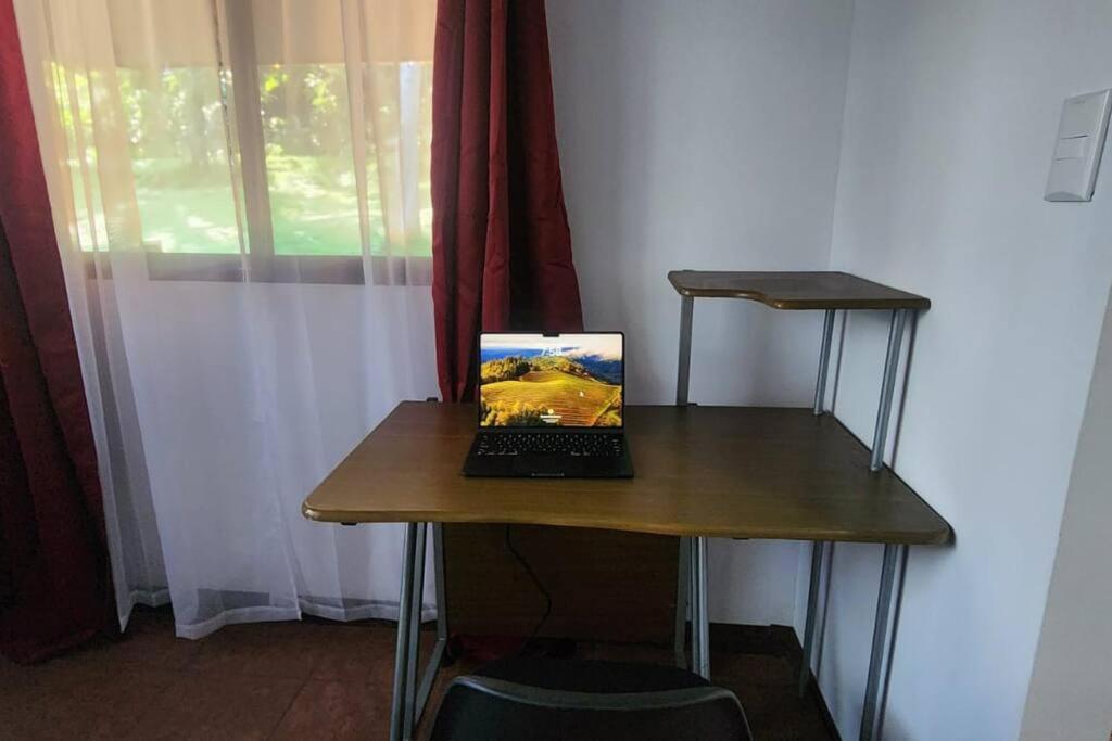 Hermosa cabaña con espacios al Aire Libre!