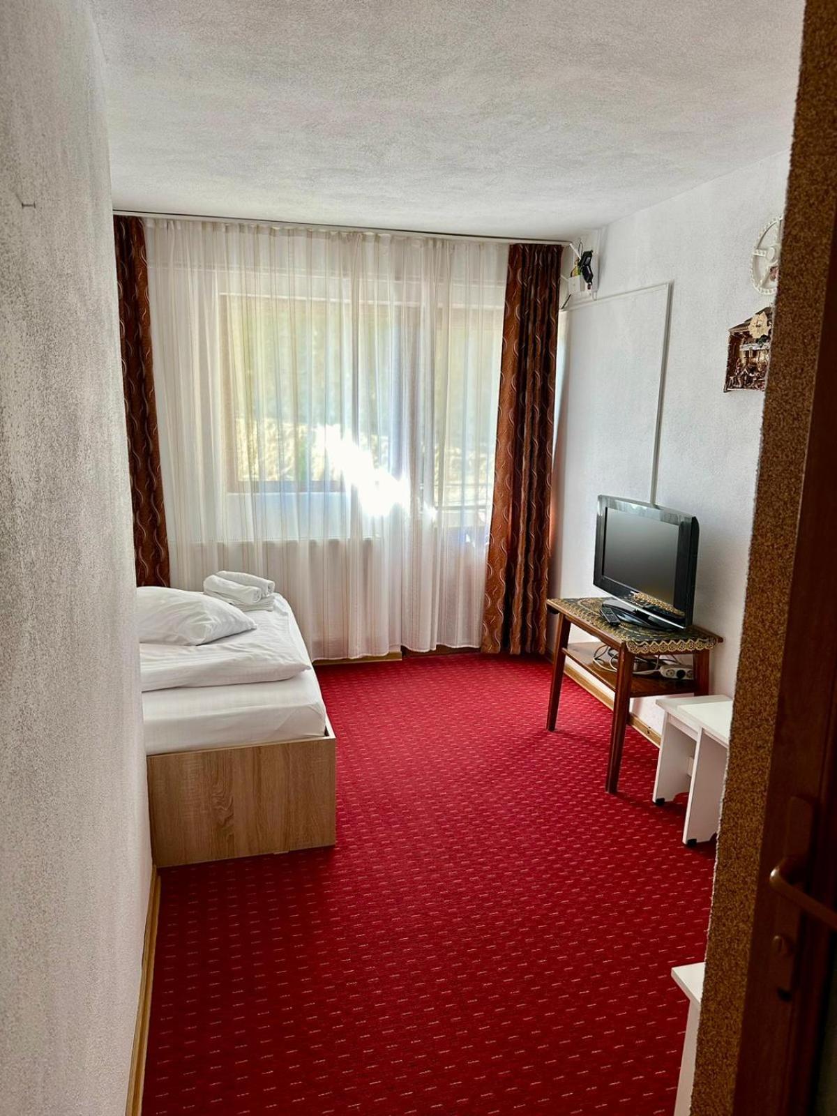 Casa Albiony Dâmbovicioara view 5
